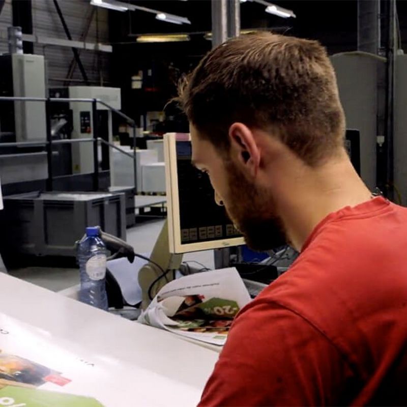 POS & Poster Printing Canon Emirates