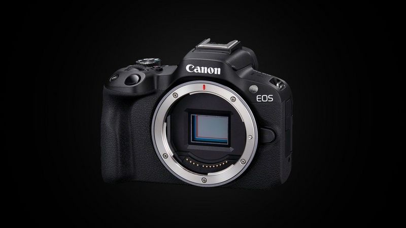 Canon EOS R50 Mirrorless Camera w/ 18-45mm IS STM Lens (Black) 5811C012