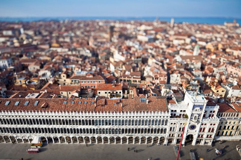 Objectifs à bascule et décentrement (tilt-shift)