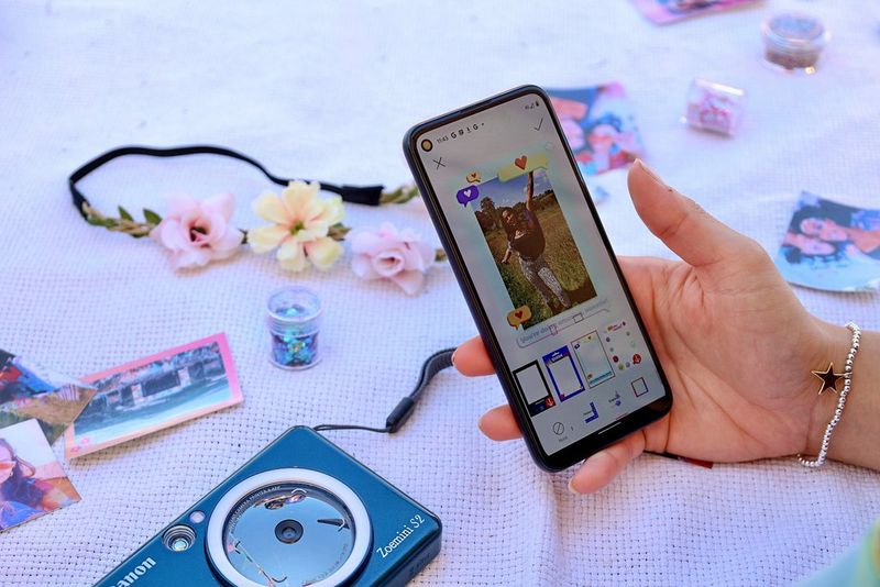 Canon's Zoemini lets you print dinky photos straight from your phone