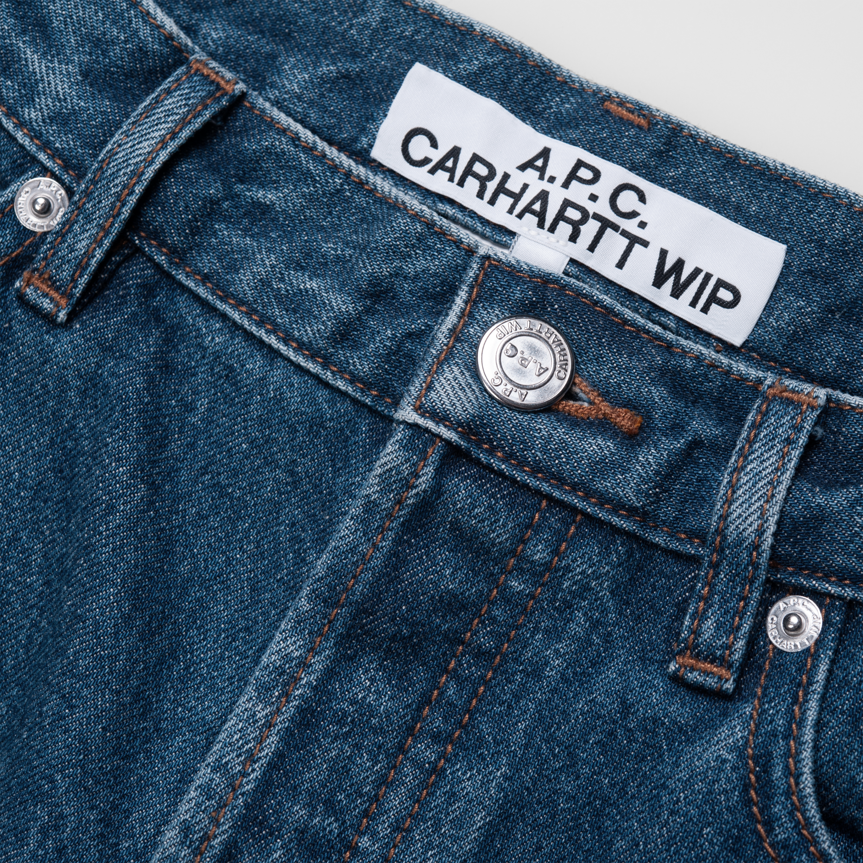 apc petit standard indigo delave