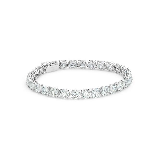 DB Classic eternity line bracelet with 0.70 ct round brilliant diamonds in platinum