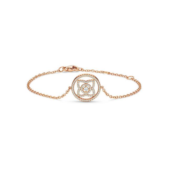 Enchanted Lotus medal bracelet in rose gold