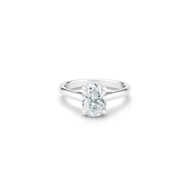 DB Classic solitaire ring with an oval-shaped diamond in platinum