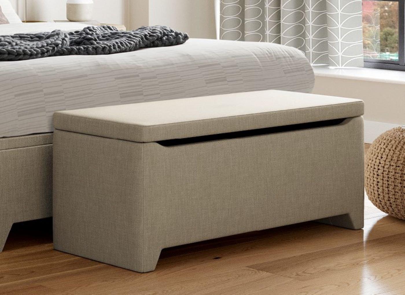 Blanket box best sale for bedroom