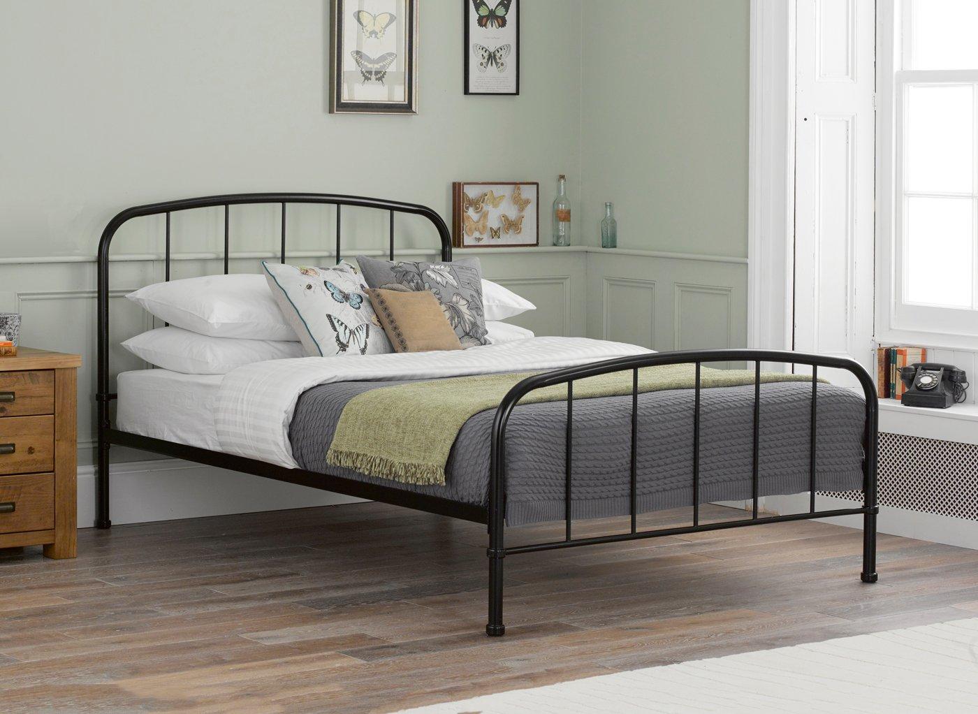 Single//Double Bed Frame Black Metal Size 3ft,4ft6 Bedframe Guest Sturdy Bedstead