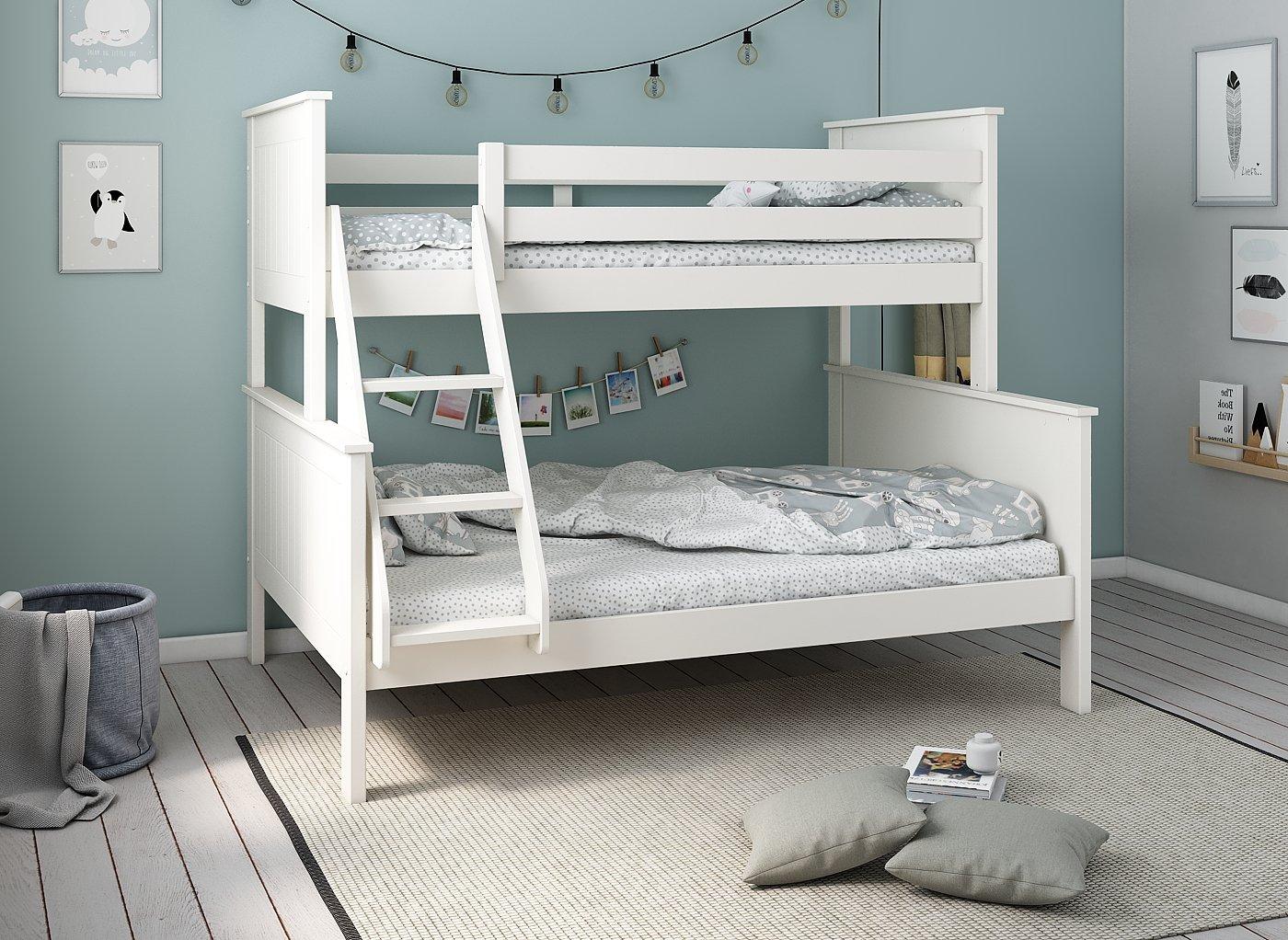 Hanna triple on sale bunk bed