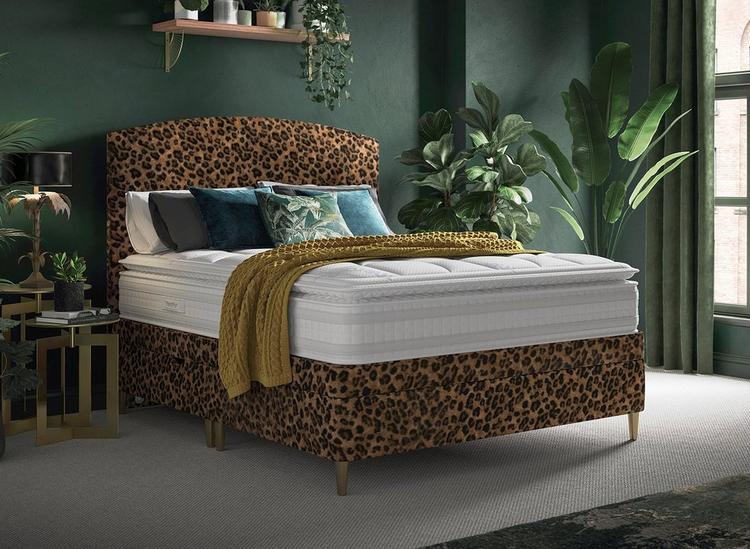 Lifestyle image of the shallow ottoman divan bed base