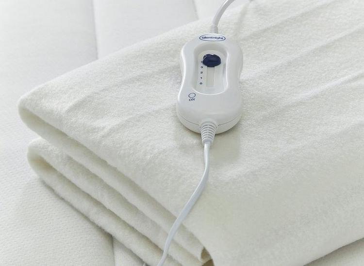 Comfort Control Electric Blanket