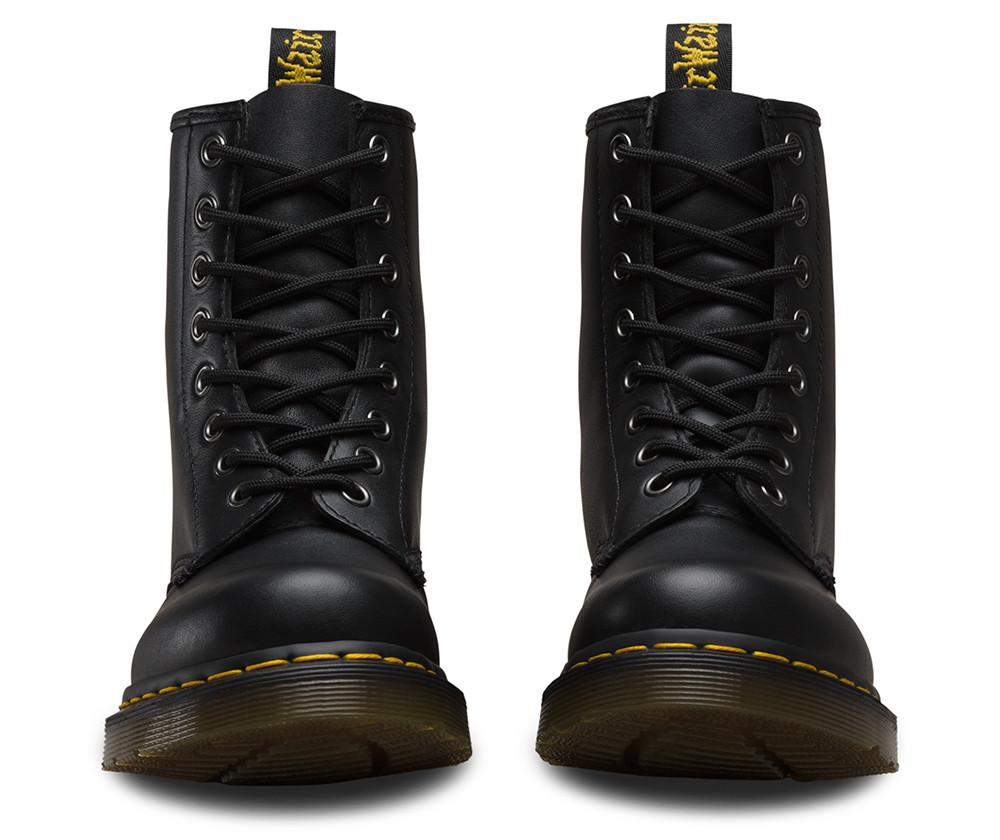 difference between dr martens 1460 smooth and nappa