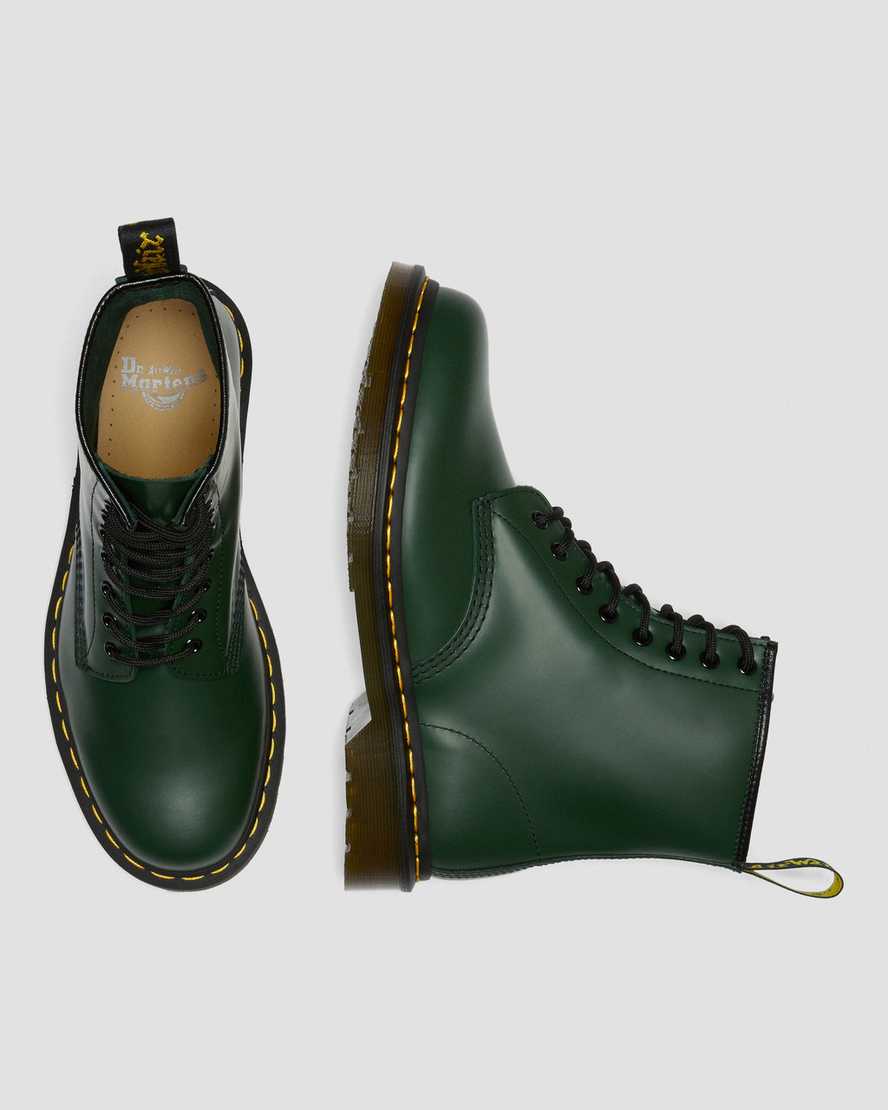 1460 GREEN1460 Smooth Leather Lace Up Boots Dr. Martens