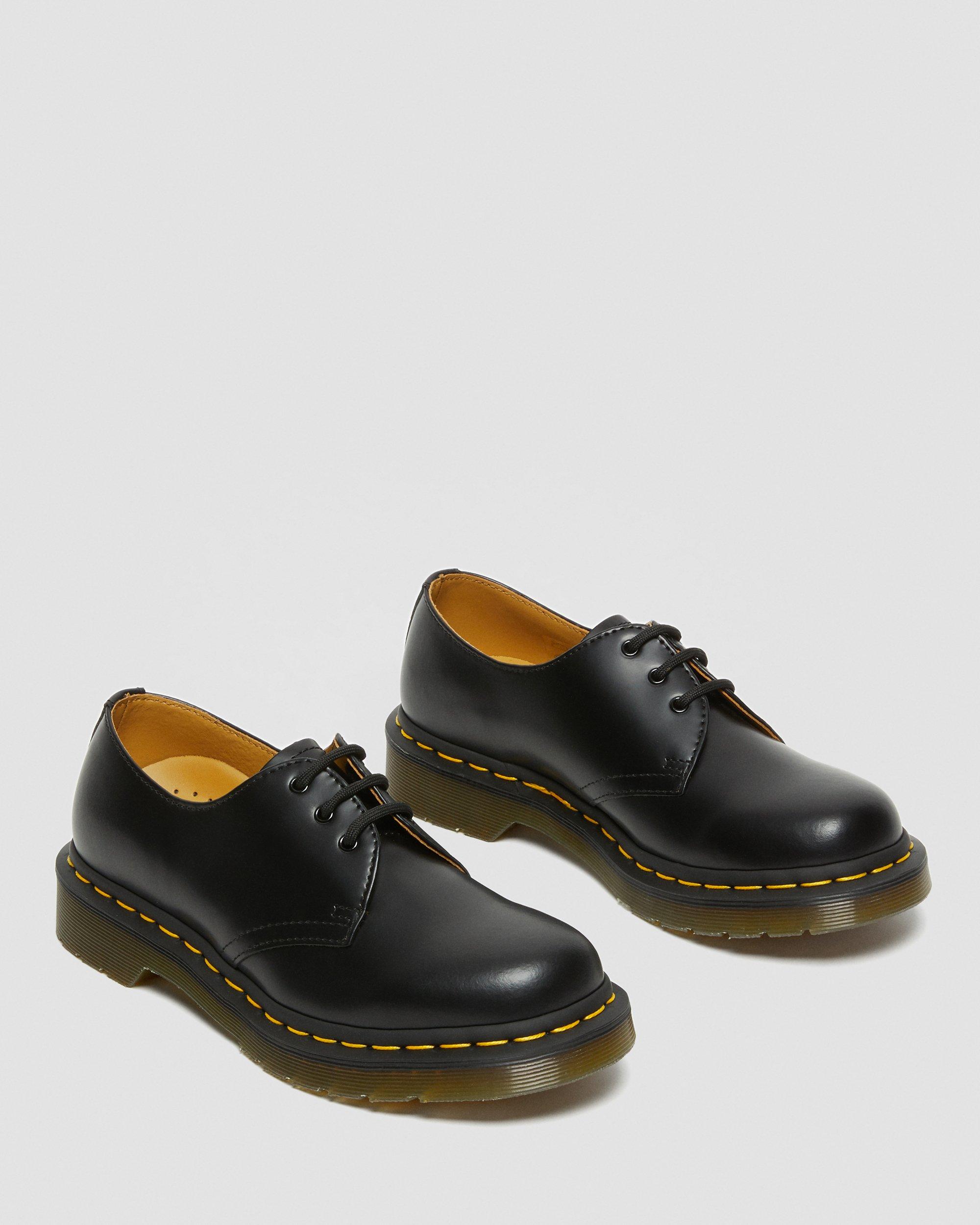 1461 women's smooth leather oxford shoes