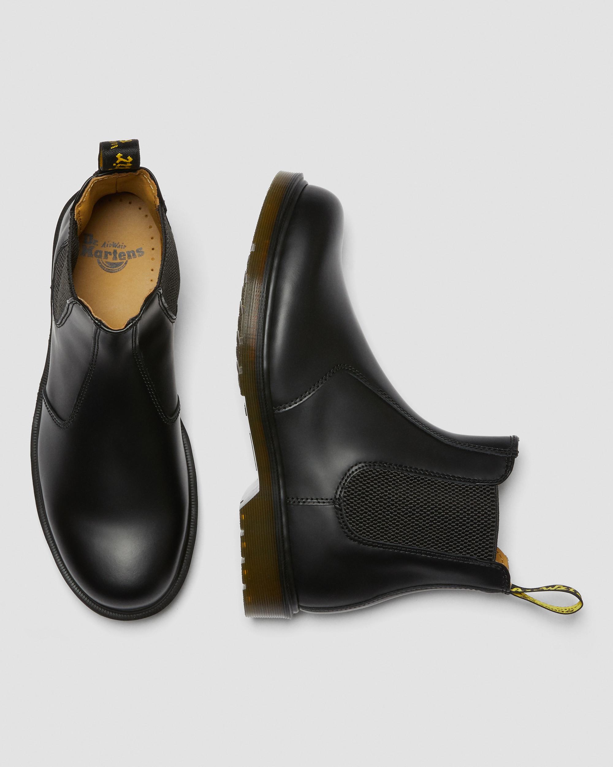 dr marten 2976 chelsea boot