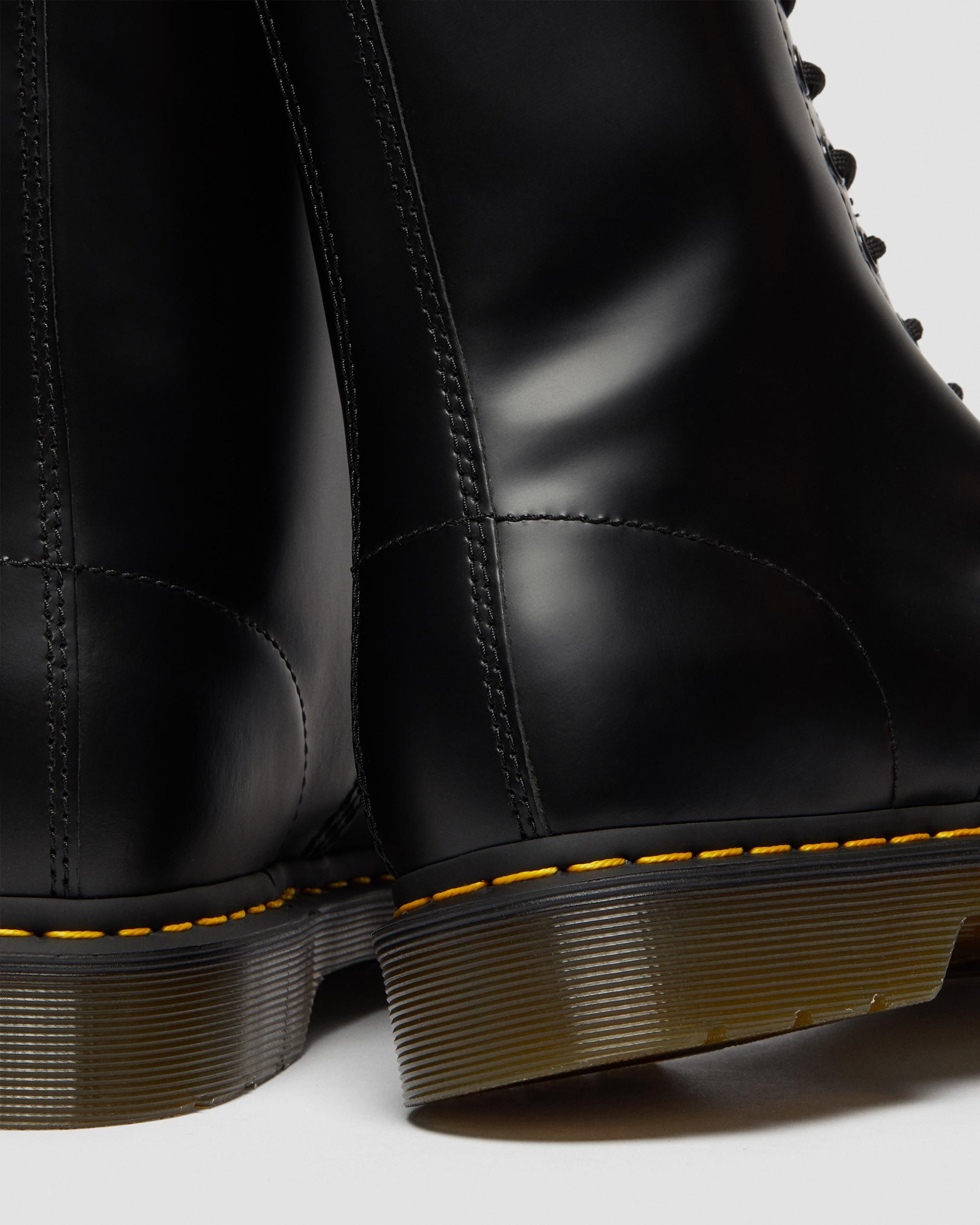 1490 SMOOTH LEATHER HIGH BOOTS | Dr. Martens