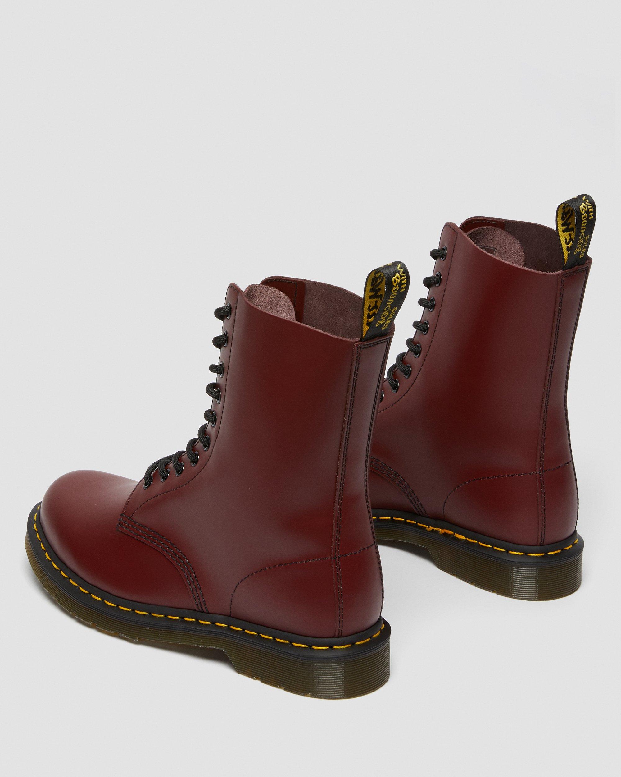 1490 lace up boot dr martens