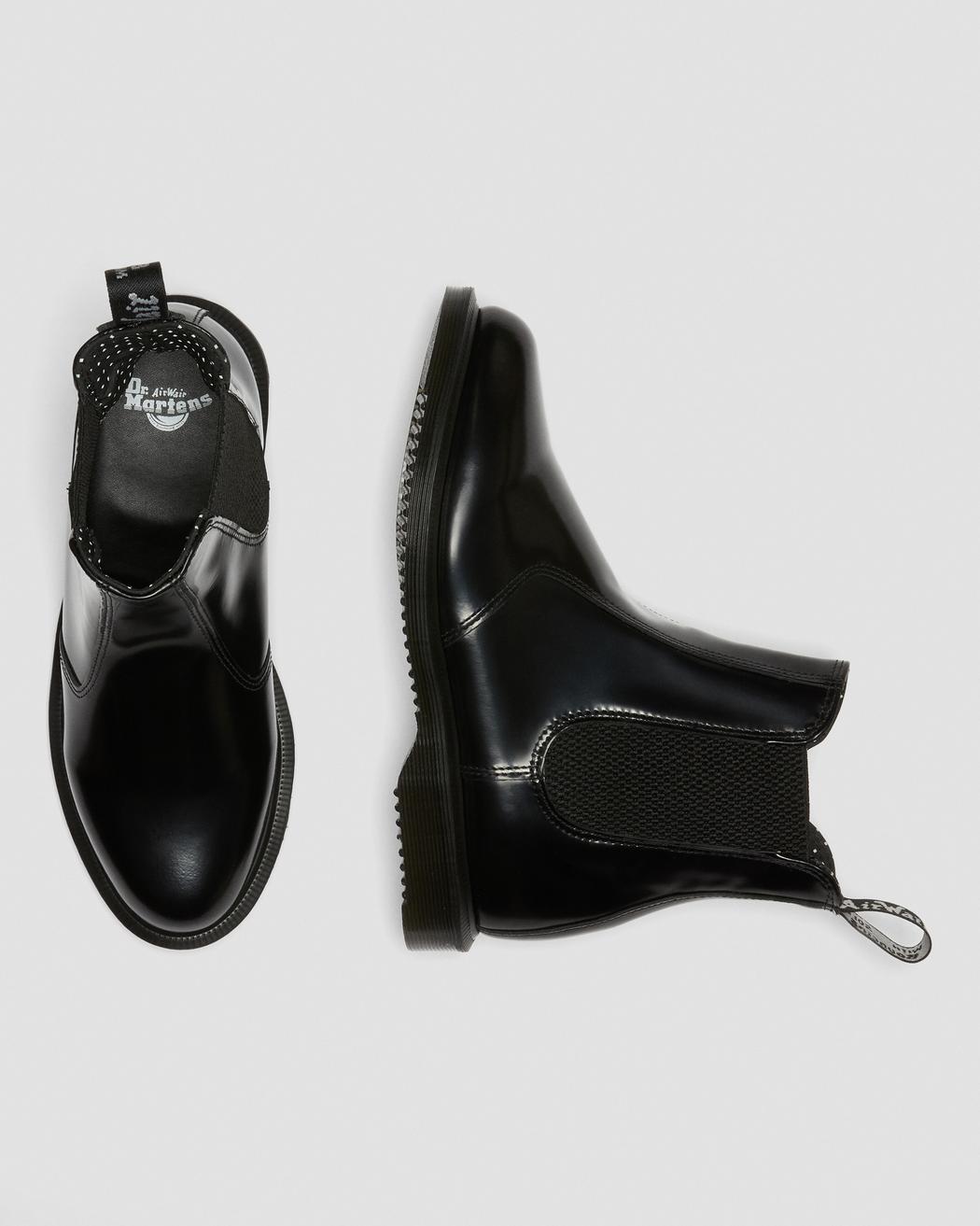 FLORA SMOOTH LEATHER CHELSEA BOOTS | Dr. Martens