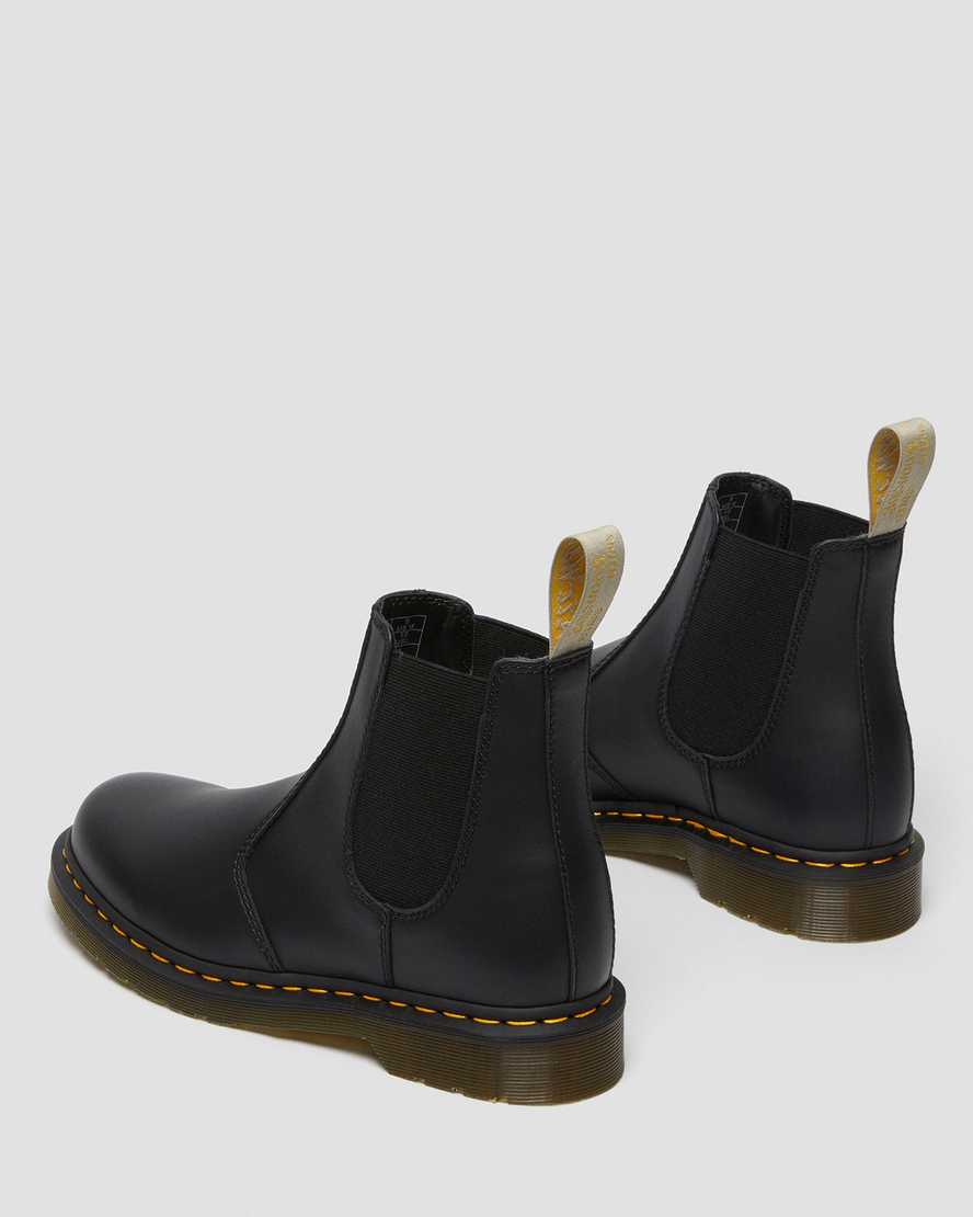 Martens 2976 Chelsea Boot,Black Smooth Dr