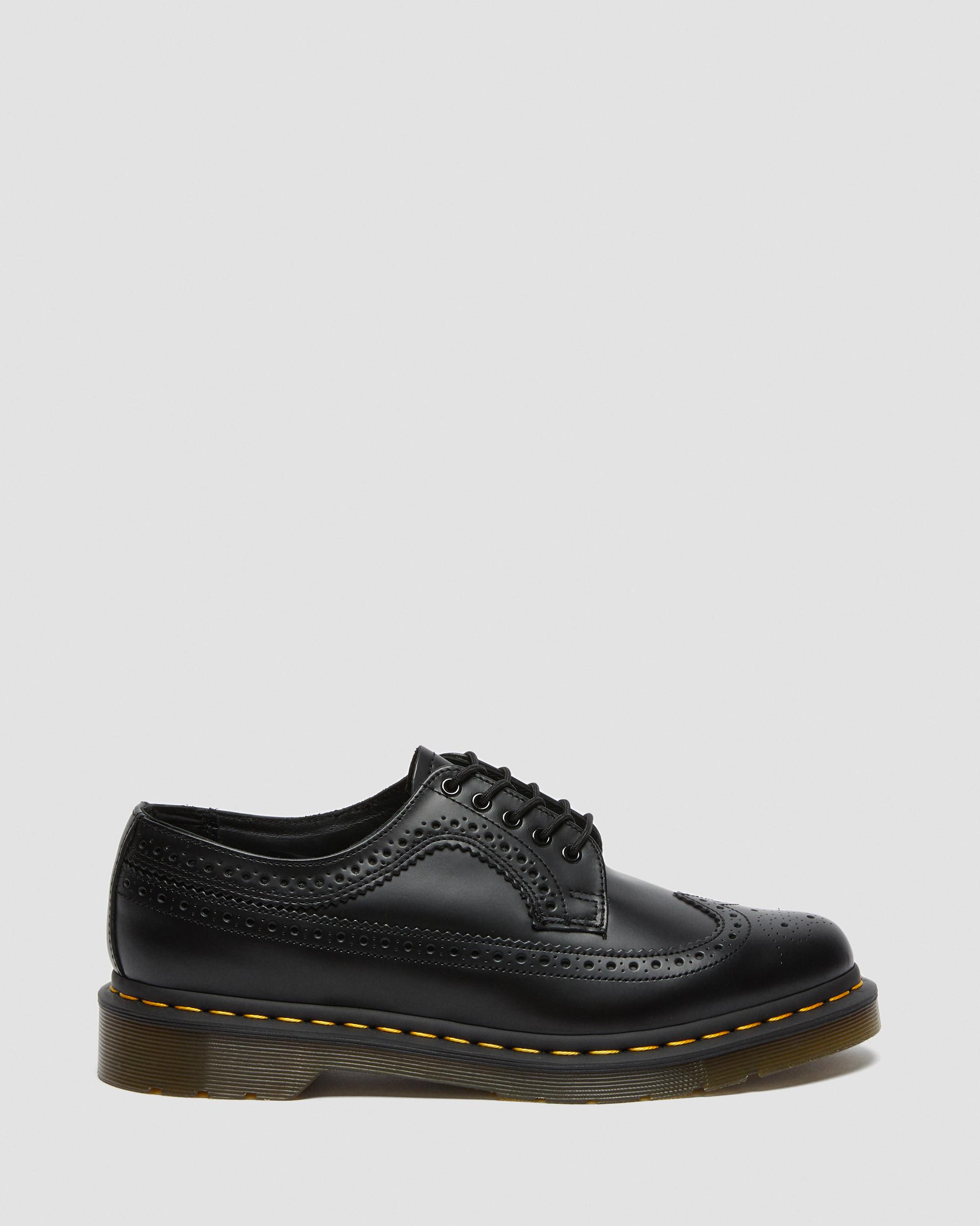 3989 YELLOW STITCH SMOOTH LEATHER BROGUE SHOES | Dr. Martens Official