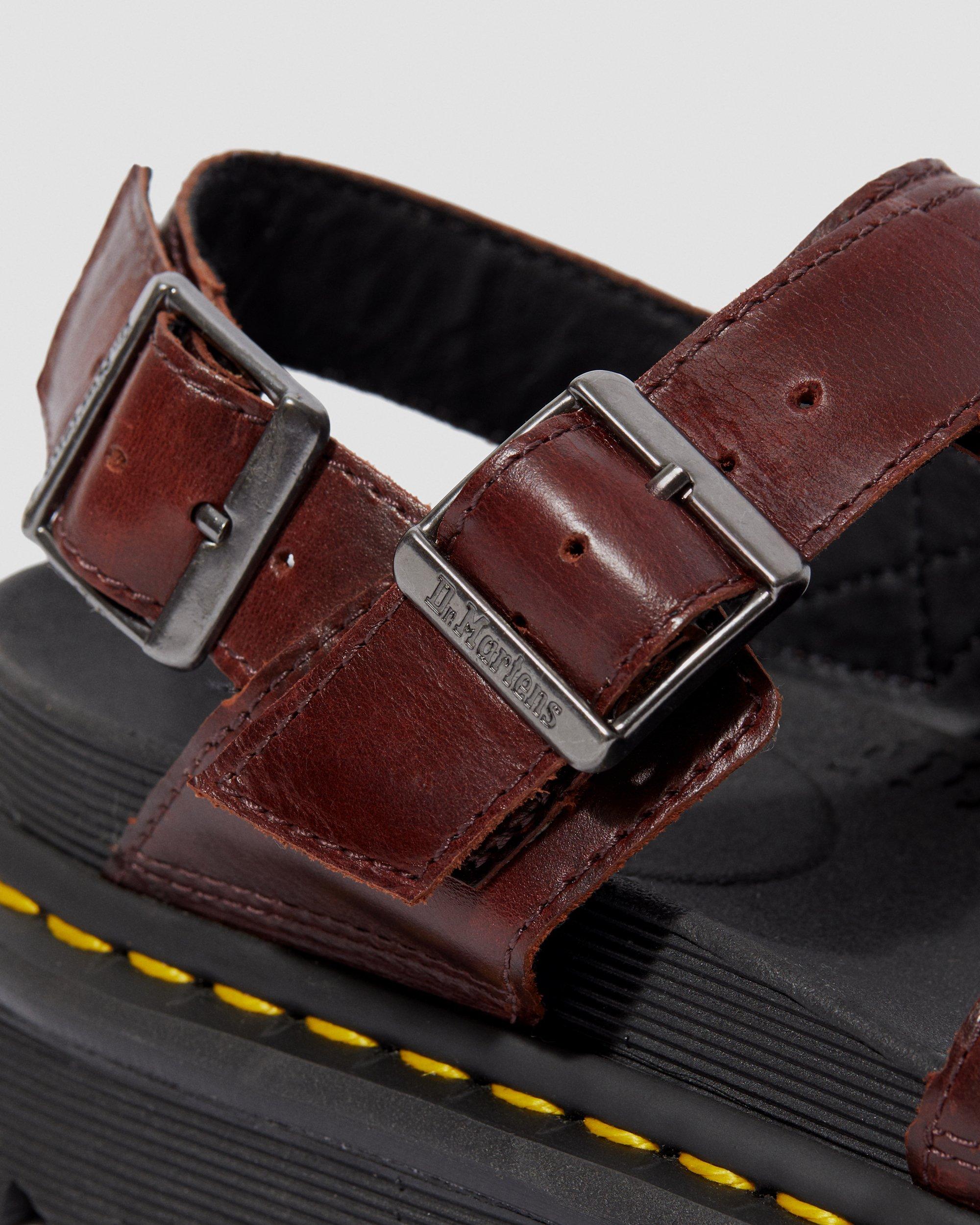 voss leather strap sandals