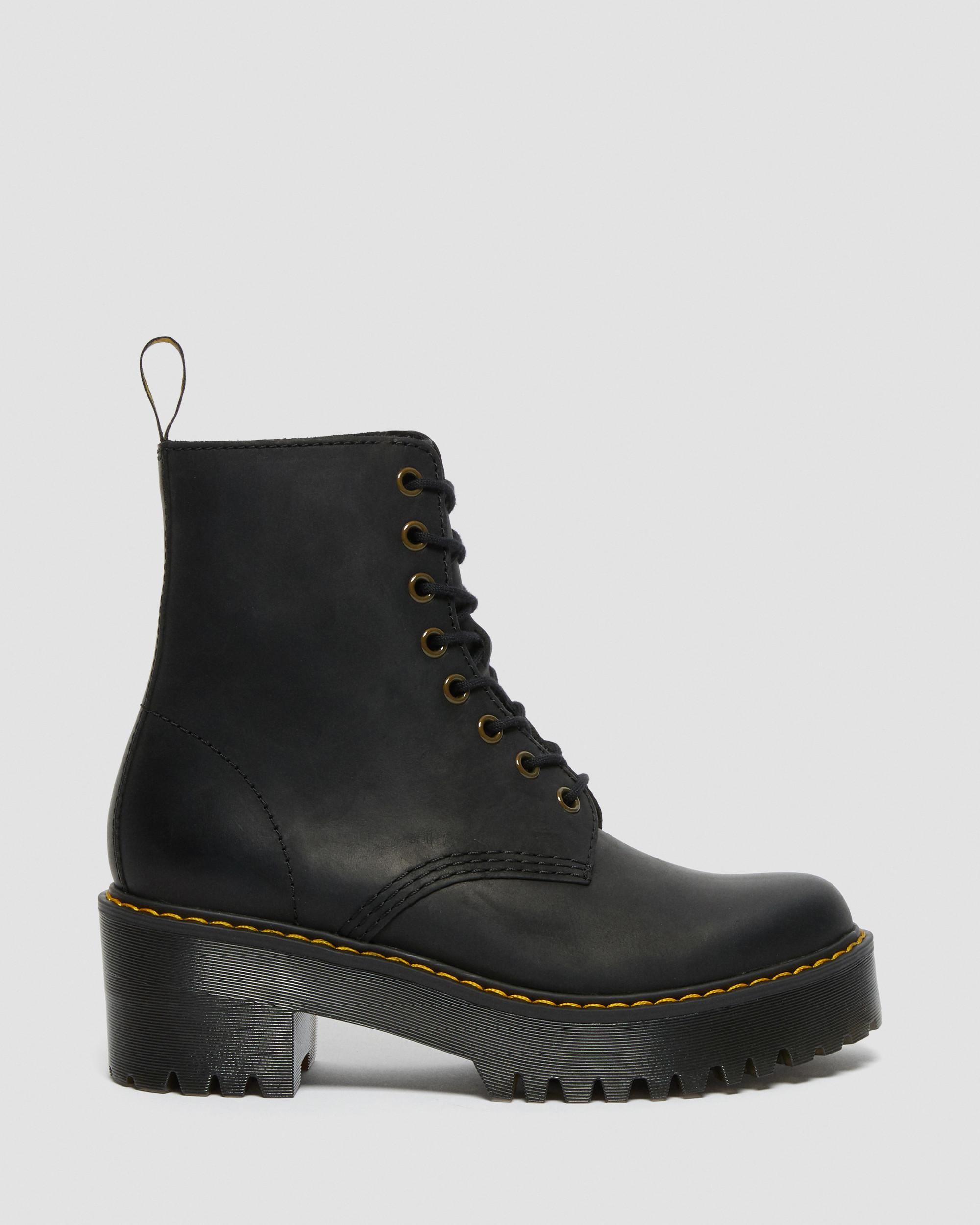 Shriver Hi Women's Wyoming Leather Heeled Boots | Dr. Martens