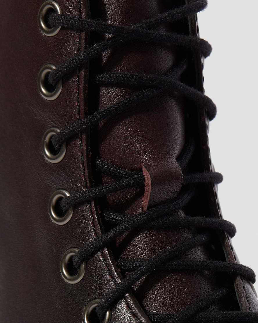 Shriver Hi Women's Vintage Leather Heeled Boots | Dr Martens