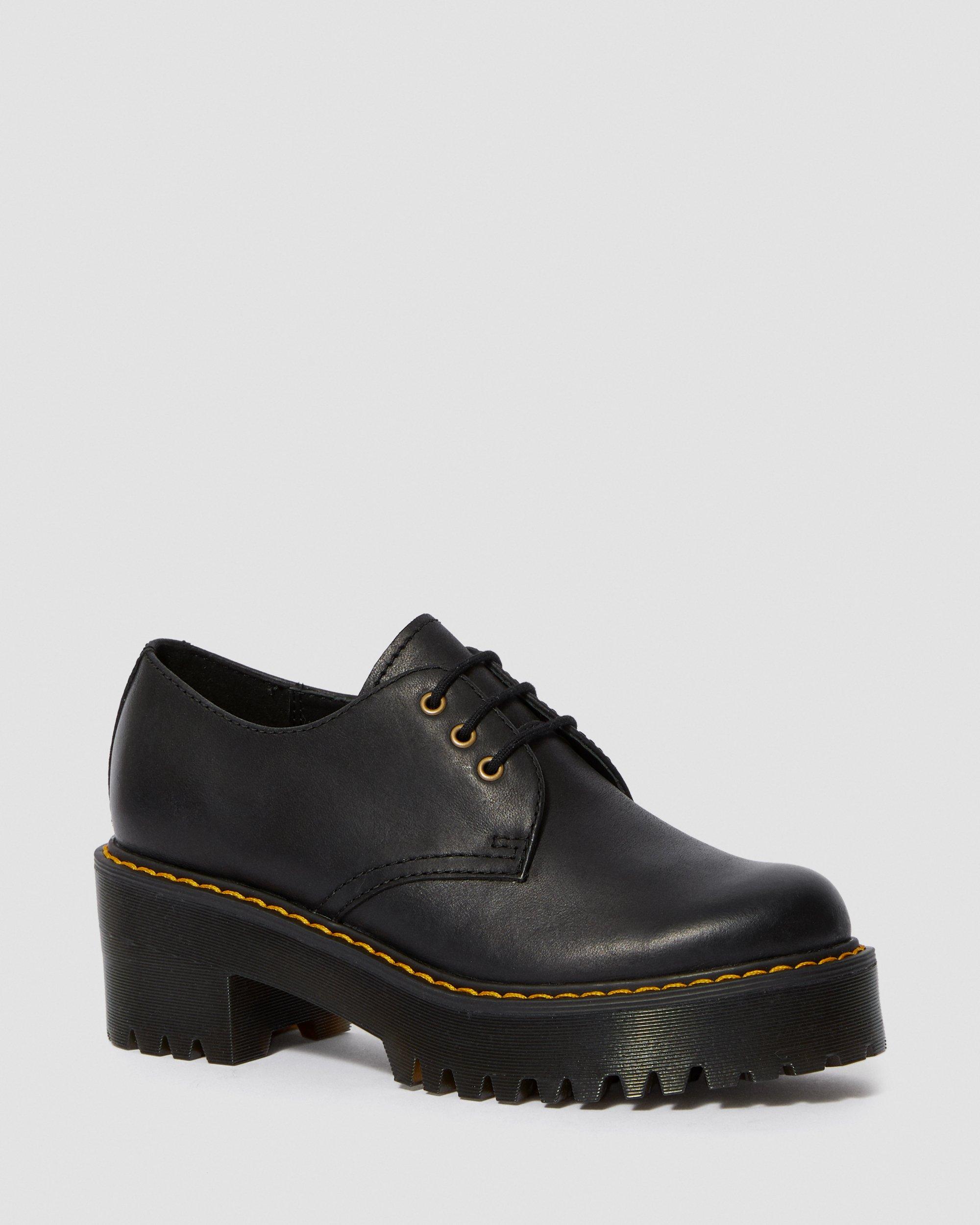 WYOMING LEATHER HEELED SHOES | Dr. Martens