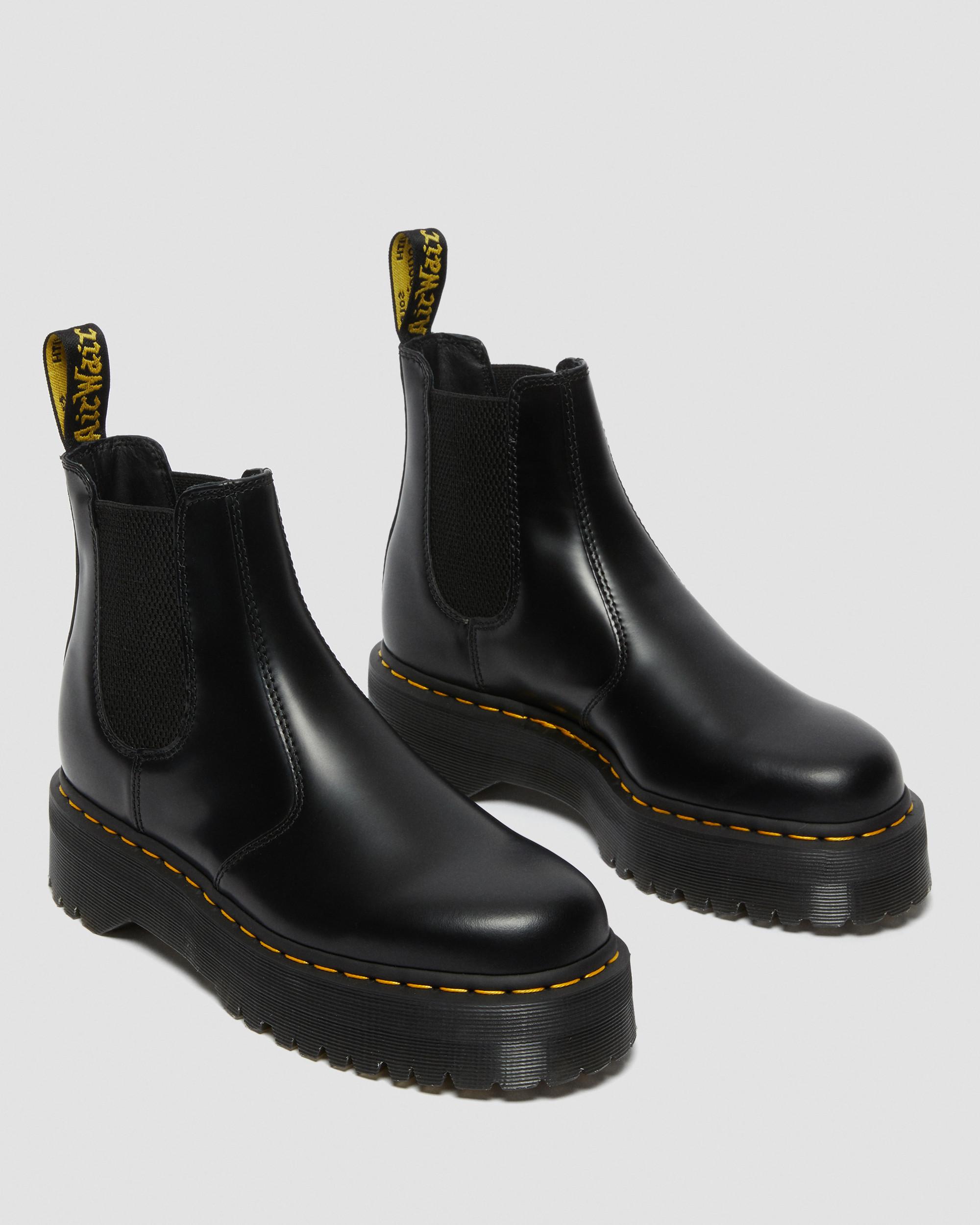 dr martens smooth chelsea boots