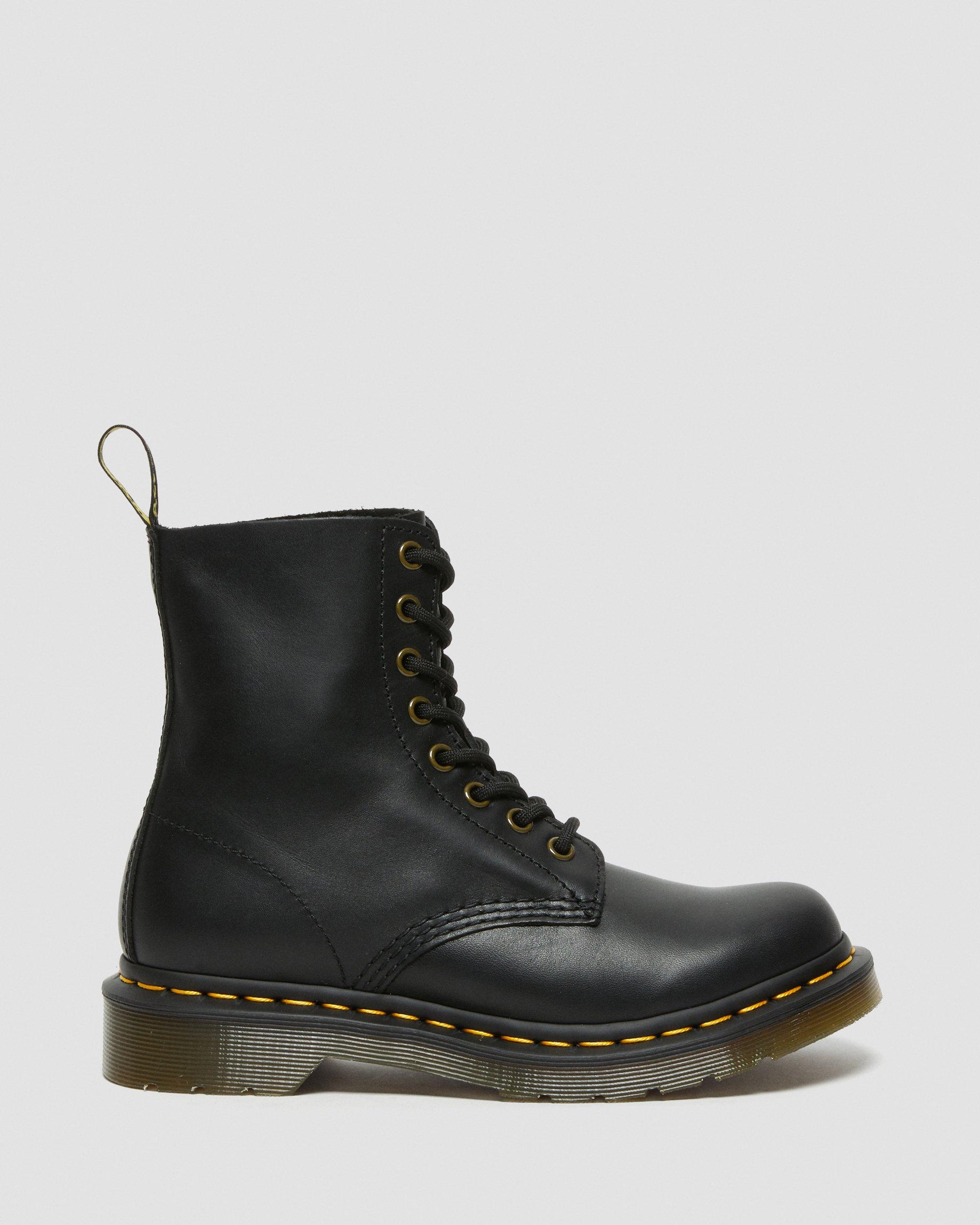 WANAMA LEATHER BOOTS | Dr. Martens 