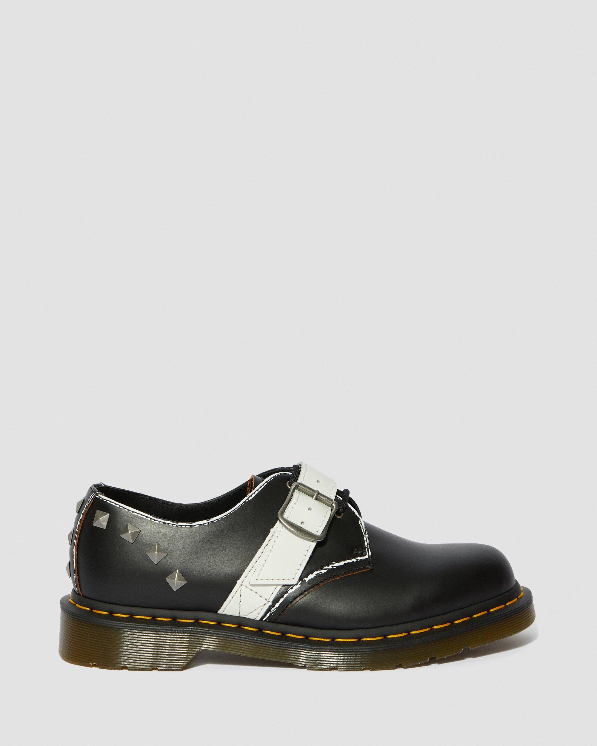 dr martens 1461 stud