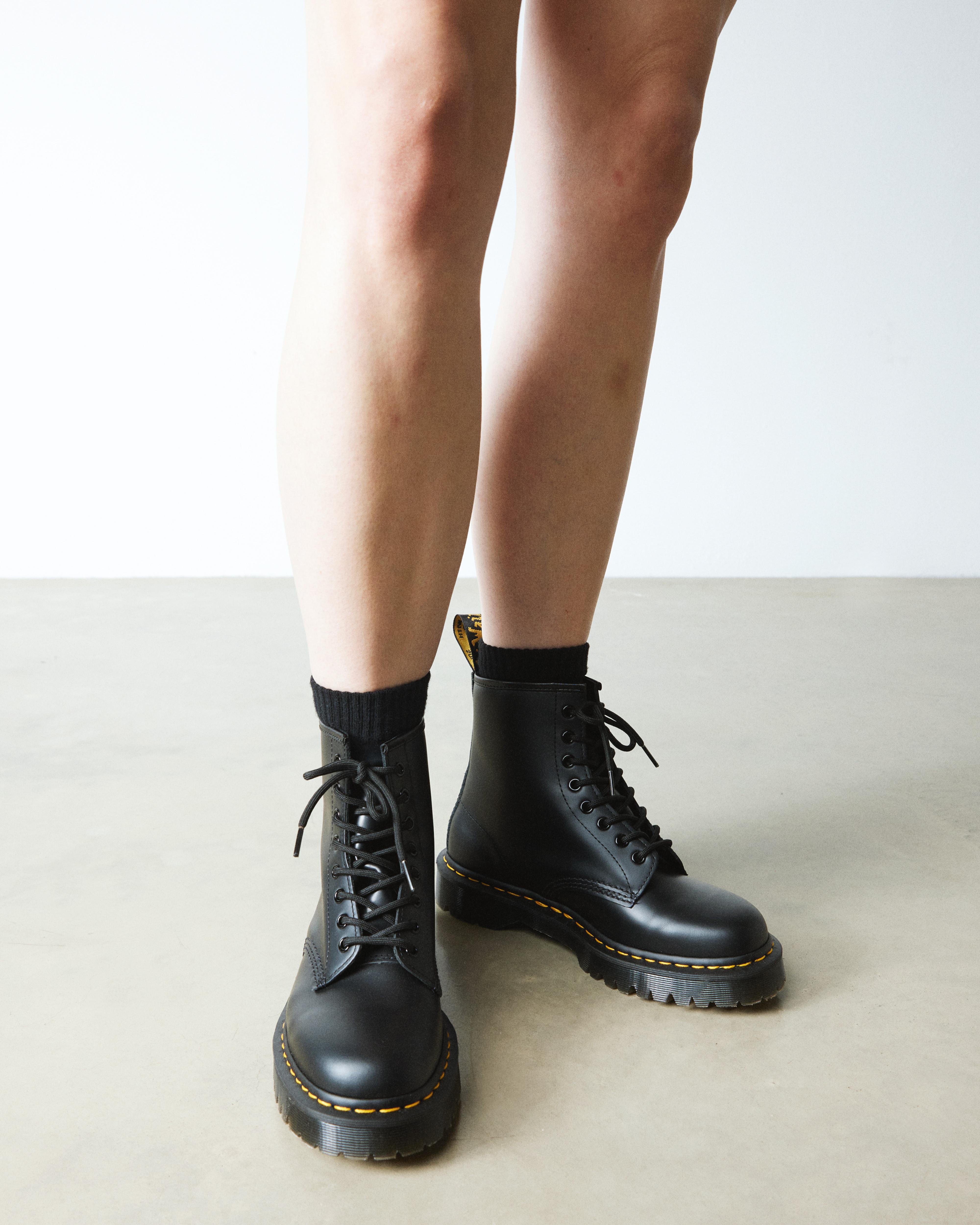 Dr. Martens 1460 8 Eye Women's Boot, Black Smooth / 8