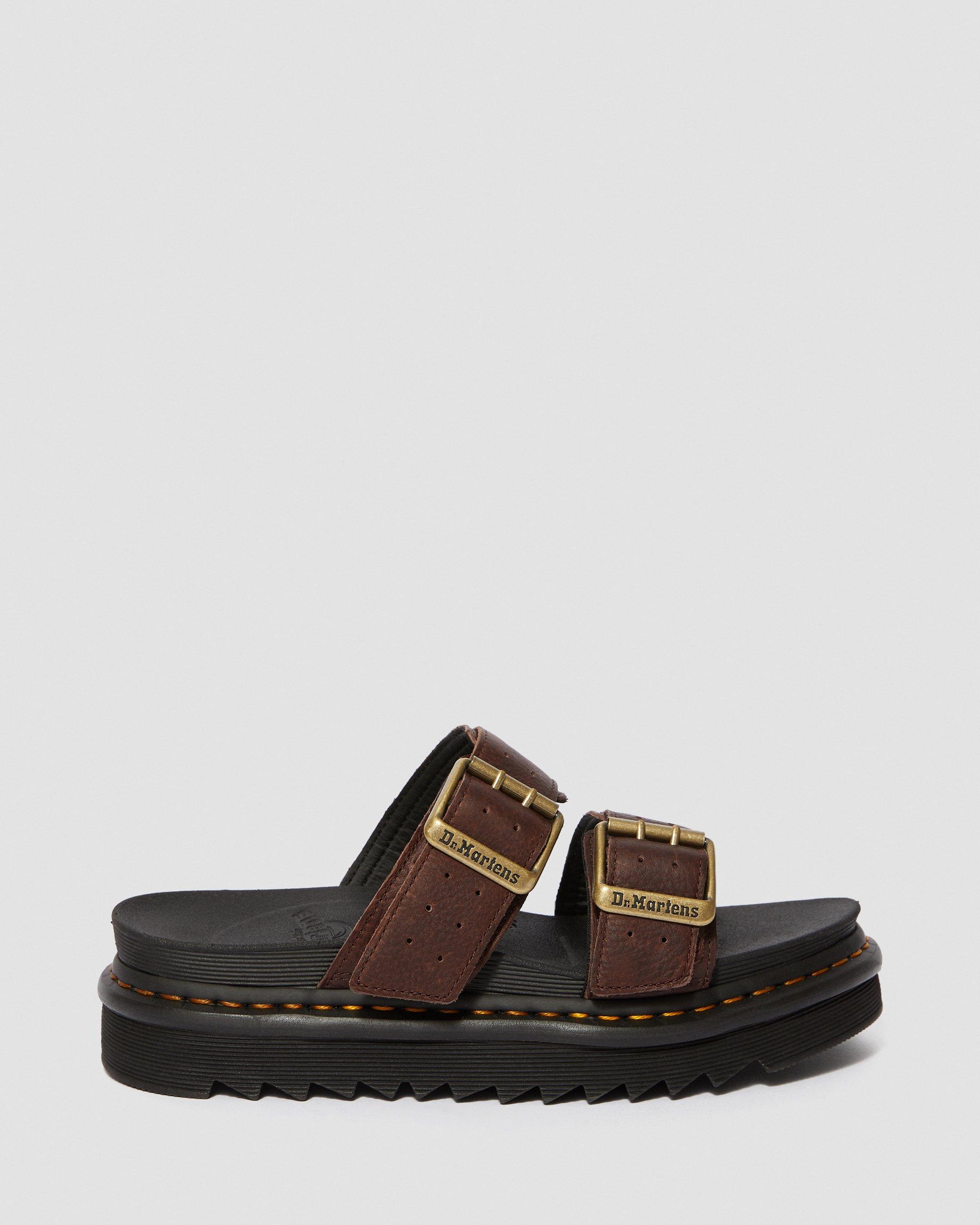 ugg fluffita black