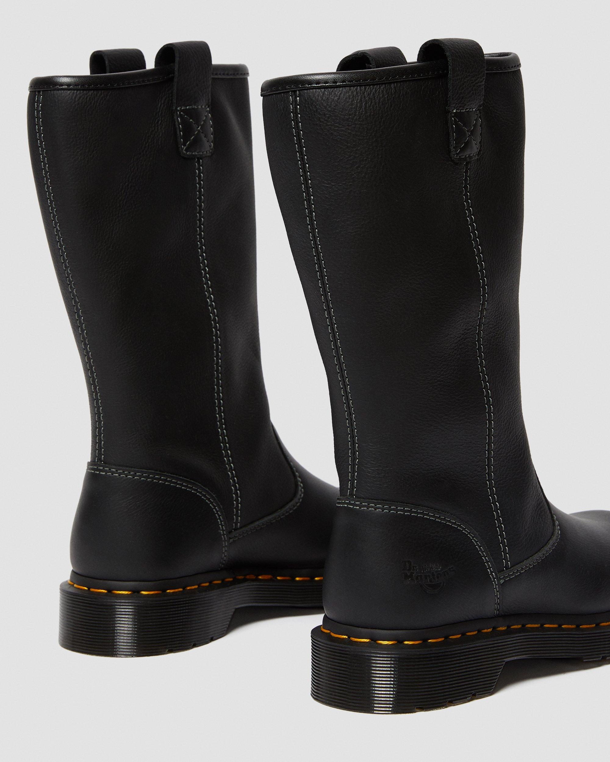 belsay boots dr martens