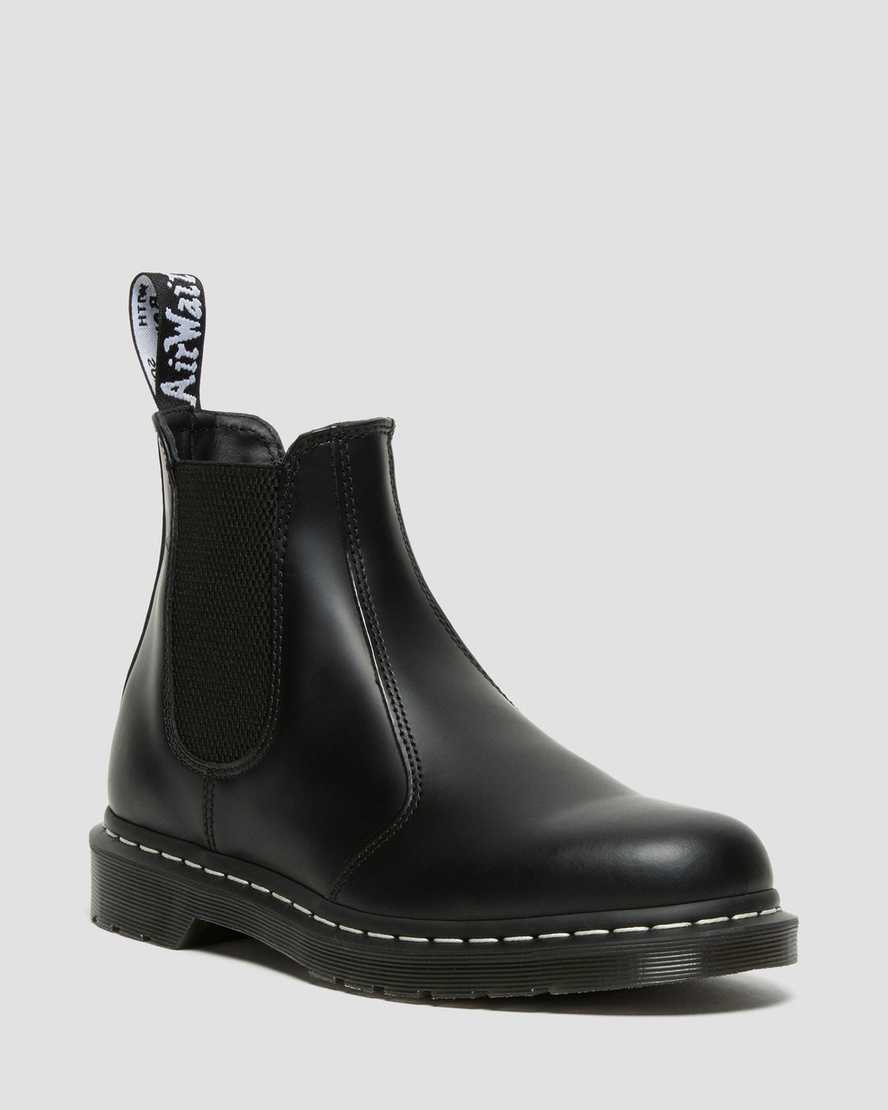 Dr Martens 2976 Leather Chelsea Boot for Men and Women 