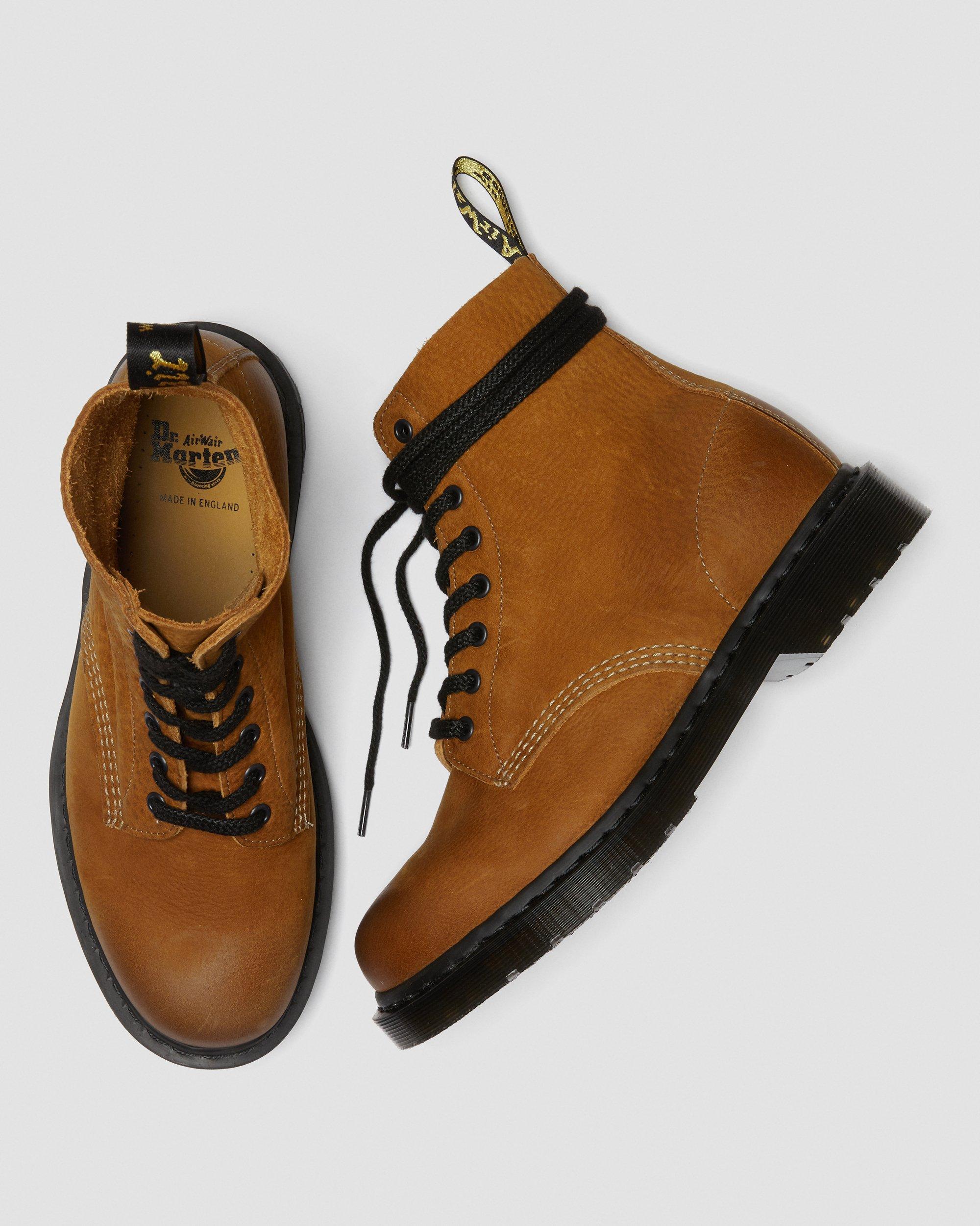 dr martens 1460 titan
