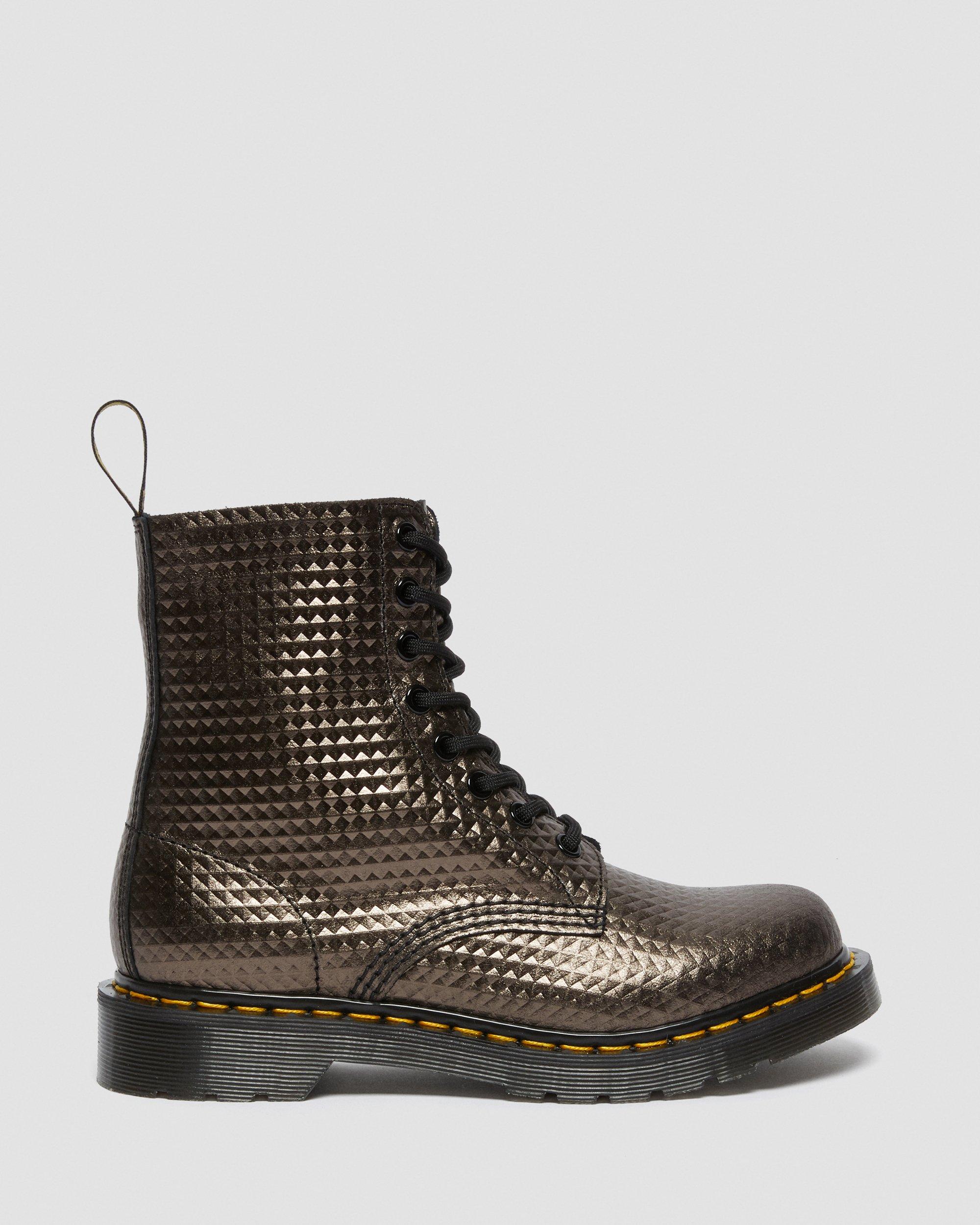 pascal stud dr martens
