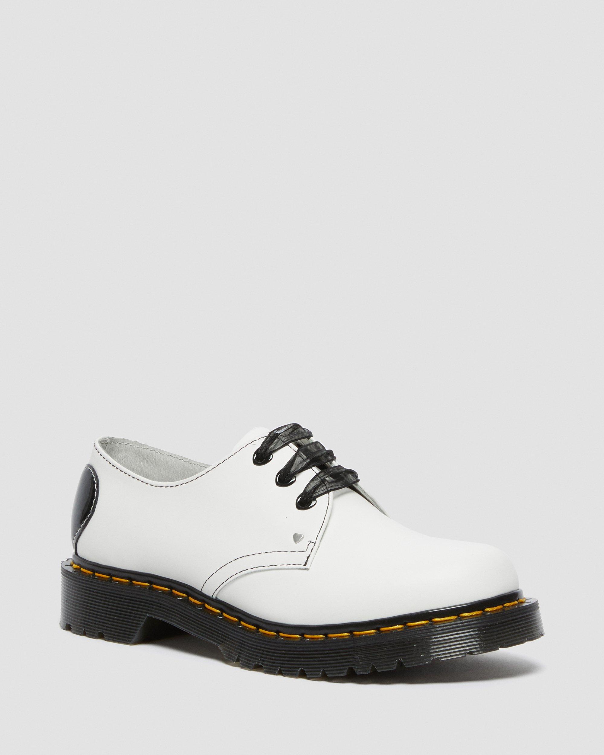 dr martens oxford black and white