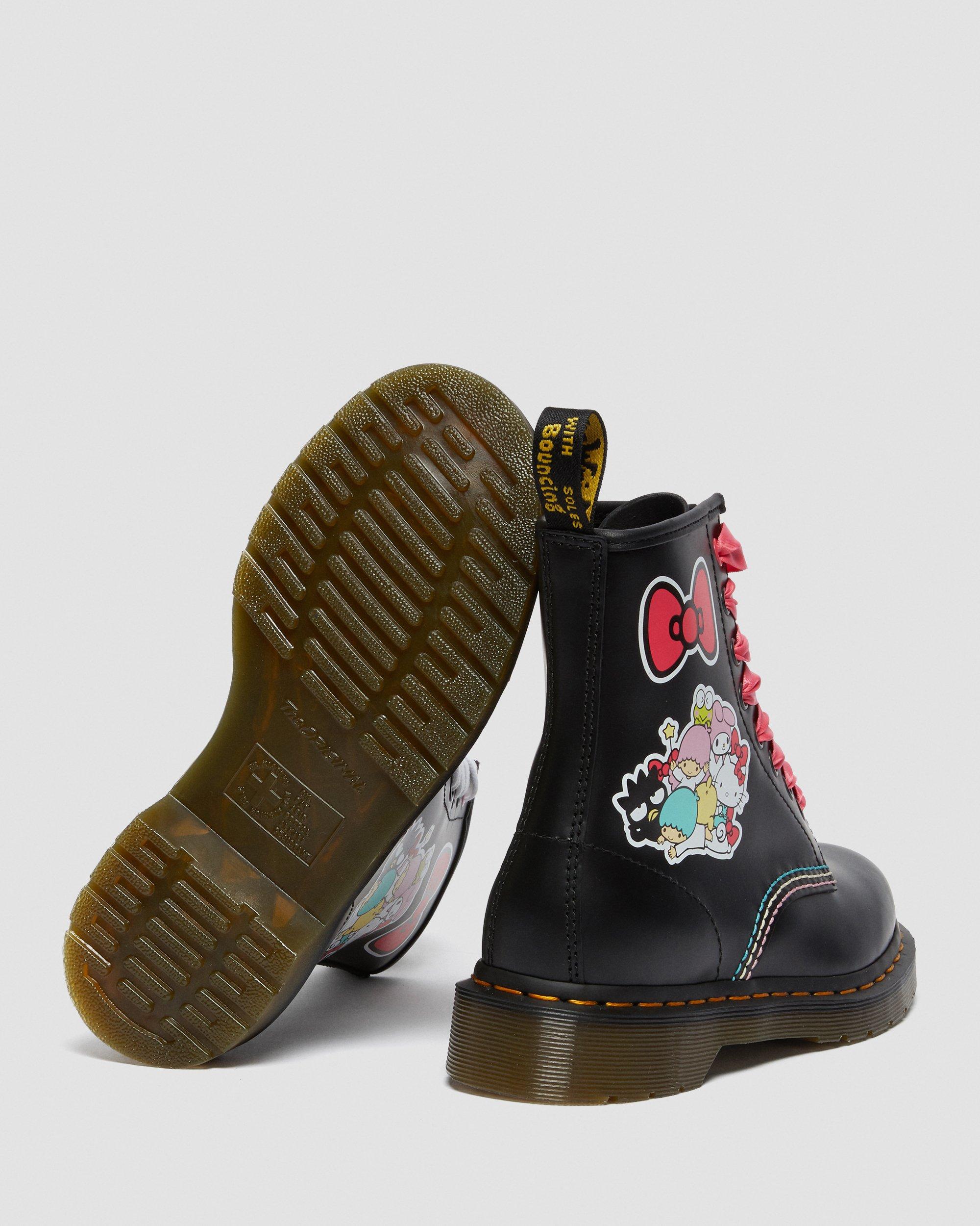 hello kitty & friends 1460 smooth leather lace up boots