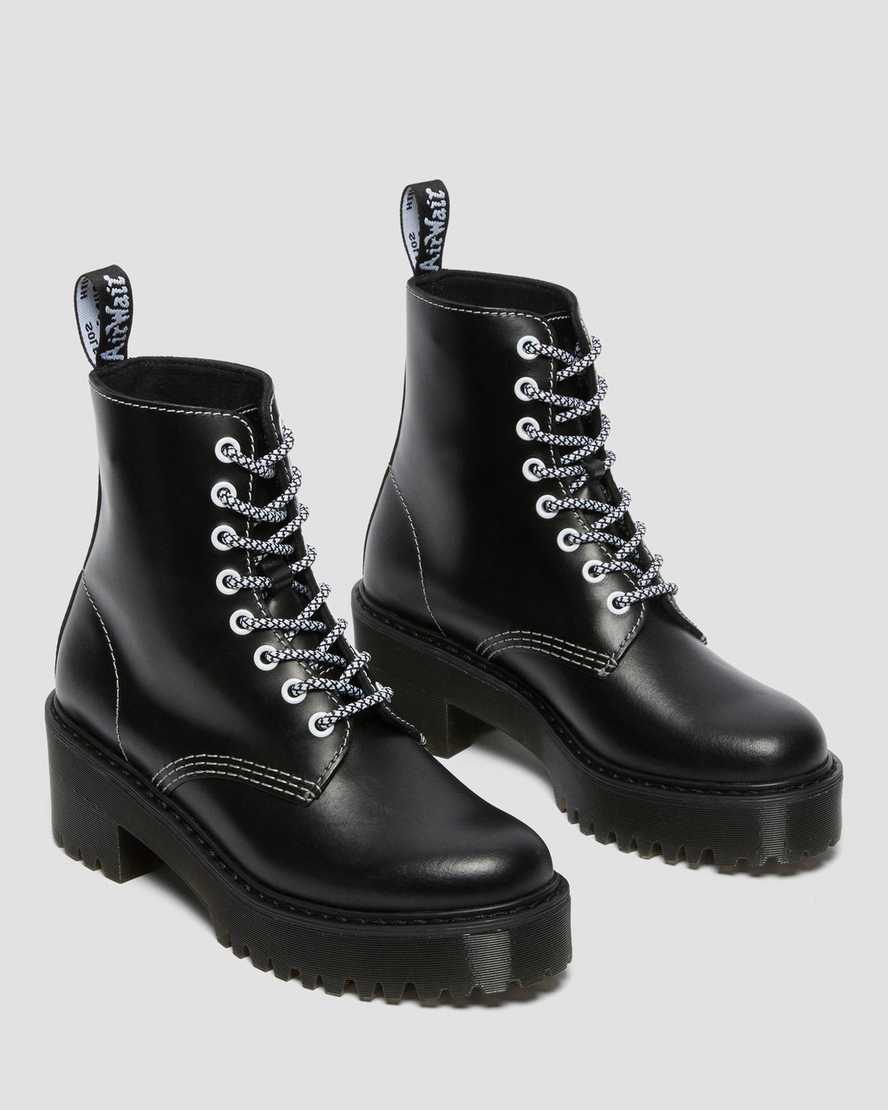 https://i1.adis.ws/i/drmartens/26916001.88.jpg?$large$Shriver Hi Women's Leather Heeled Boots | Dr Martens
