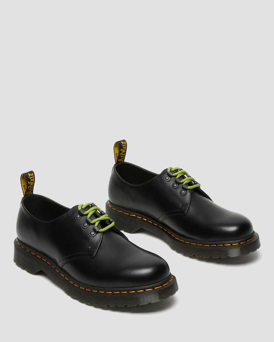 https://i1.adis.ws/i/drmartens/26926001.88.jpg?$large$1461 Ben Smooth Leather Oxford Shoes | Dr Martens