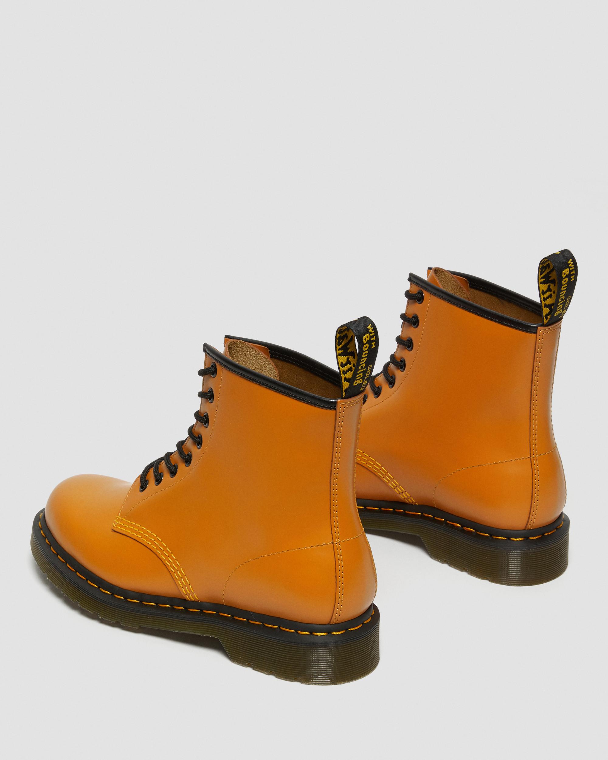 doc martens boots smooth