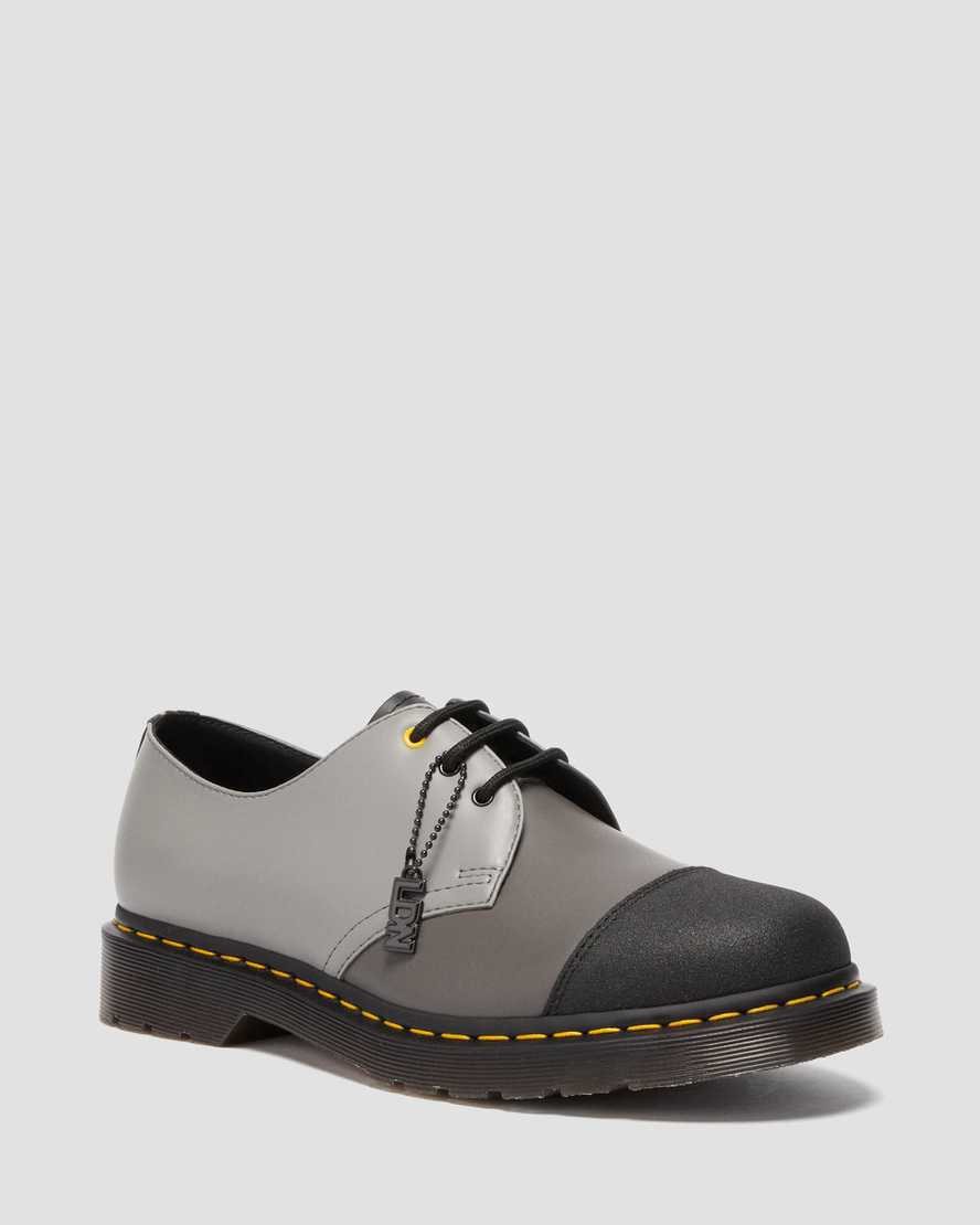 DR MARTENS 1461 London Smooth Leather  Shoes