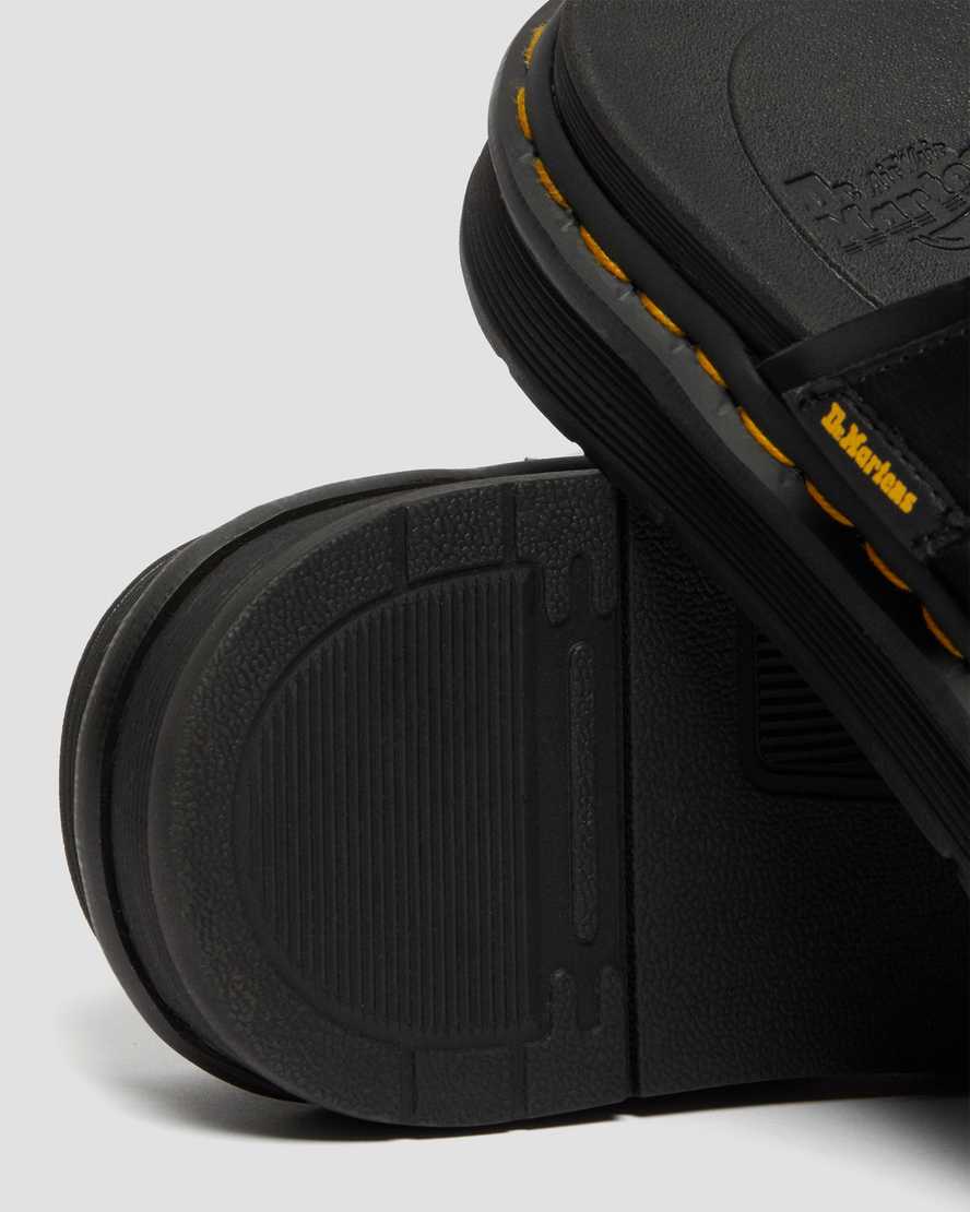 Daxton Leather Slide SandalsDaxton Leather Slide Sandals | Dr Martens