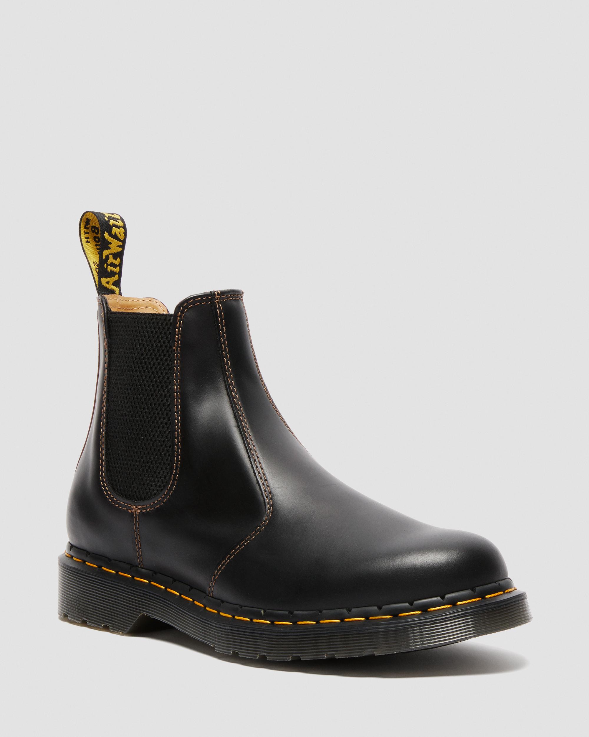 2976 Abruzzo Leather Chelsea Boots | Dr. Martens