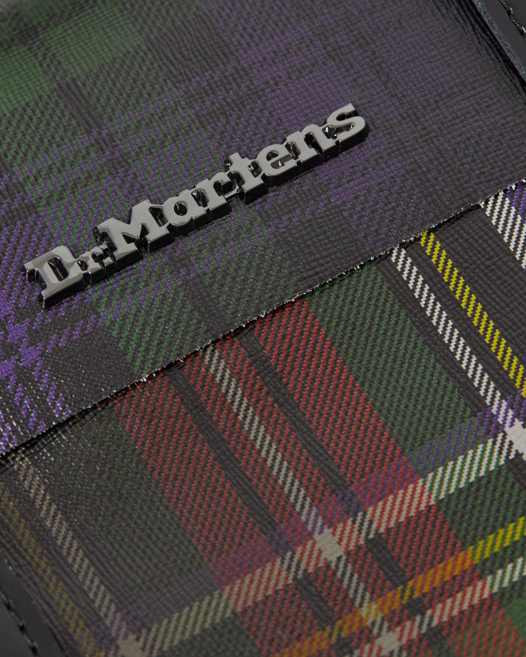 Dr martens 2024 tartan backpack