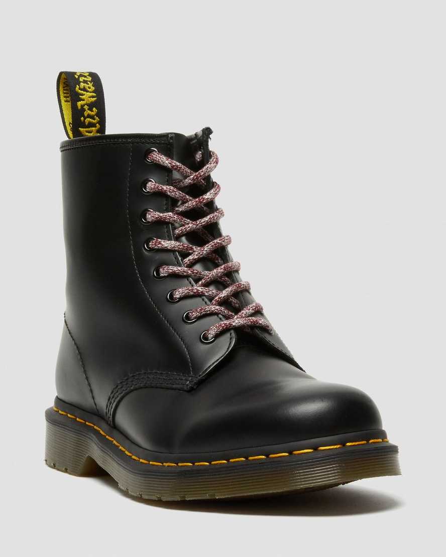 https://i1.adis.ws/i/drmartens/AD032601.82.jpg?$large$55 Inch Round Marl Shoe Laces (8-10 Eye) | Dr Martens