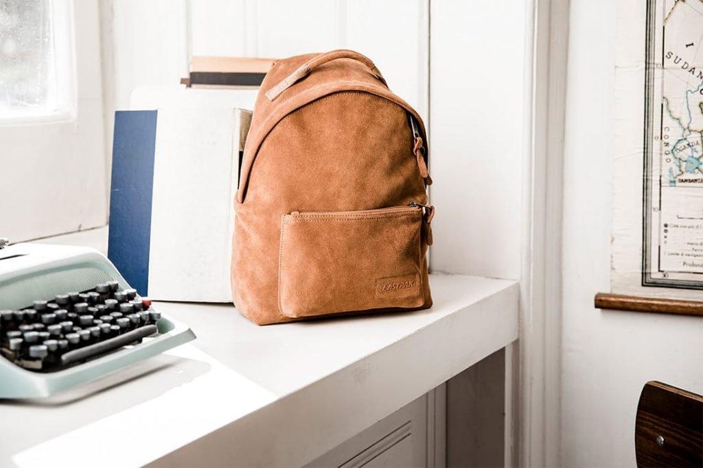 eastpak tablet bag