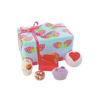 Bomb Cosmetics Strawberry Patch Gift Set
