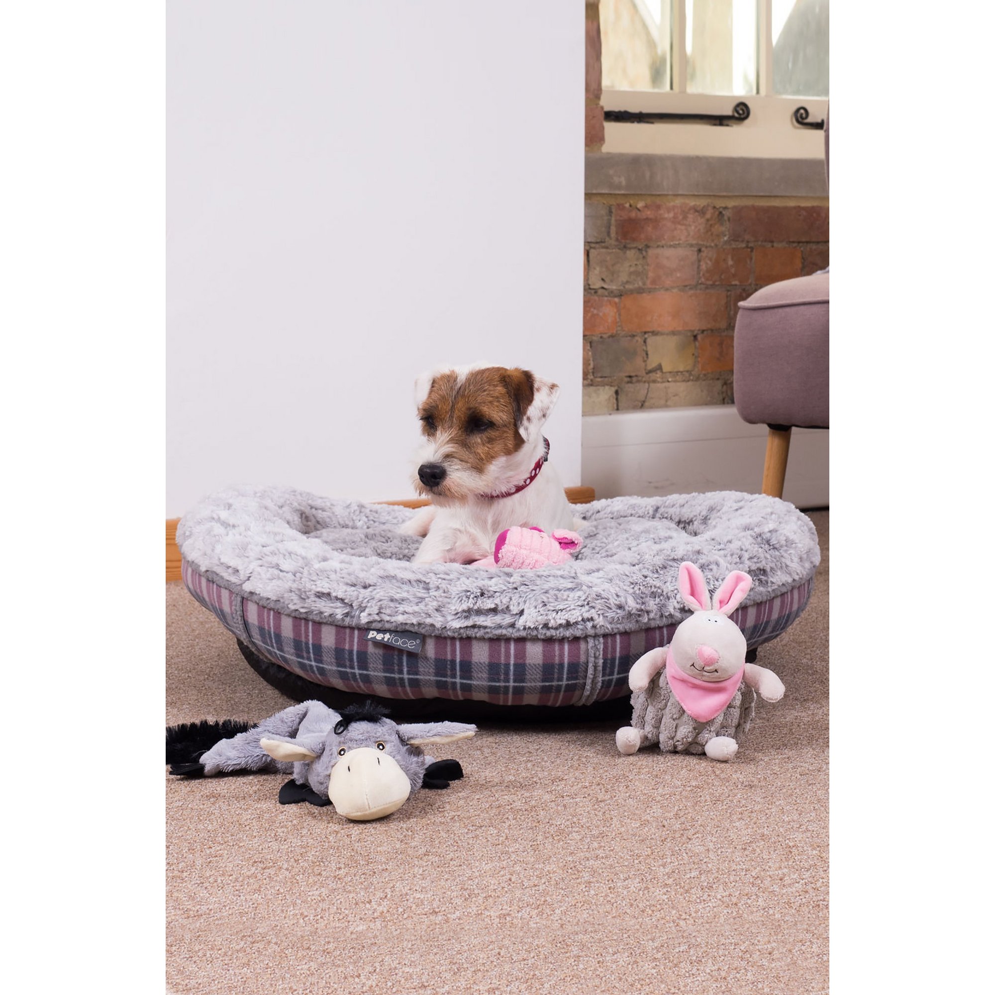 Petface Dove Grey Check Donut Bed