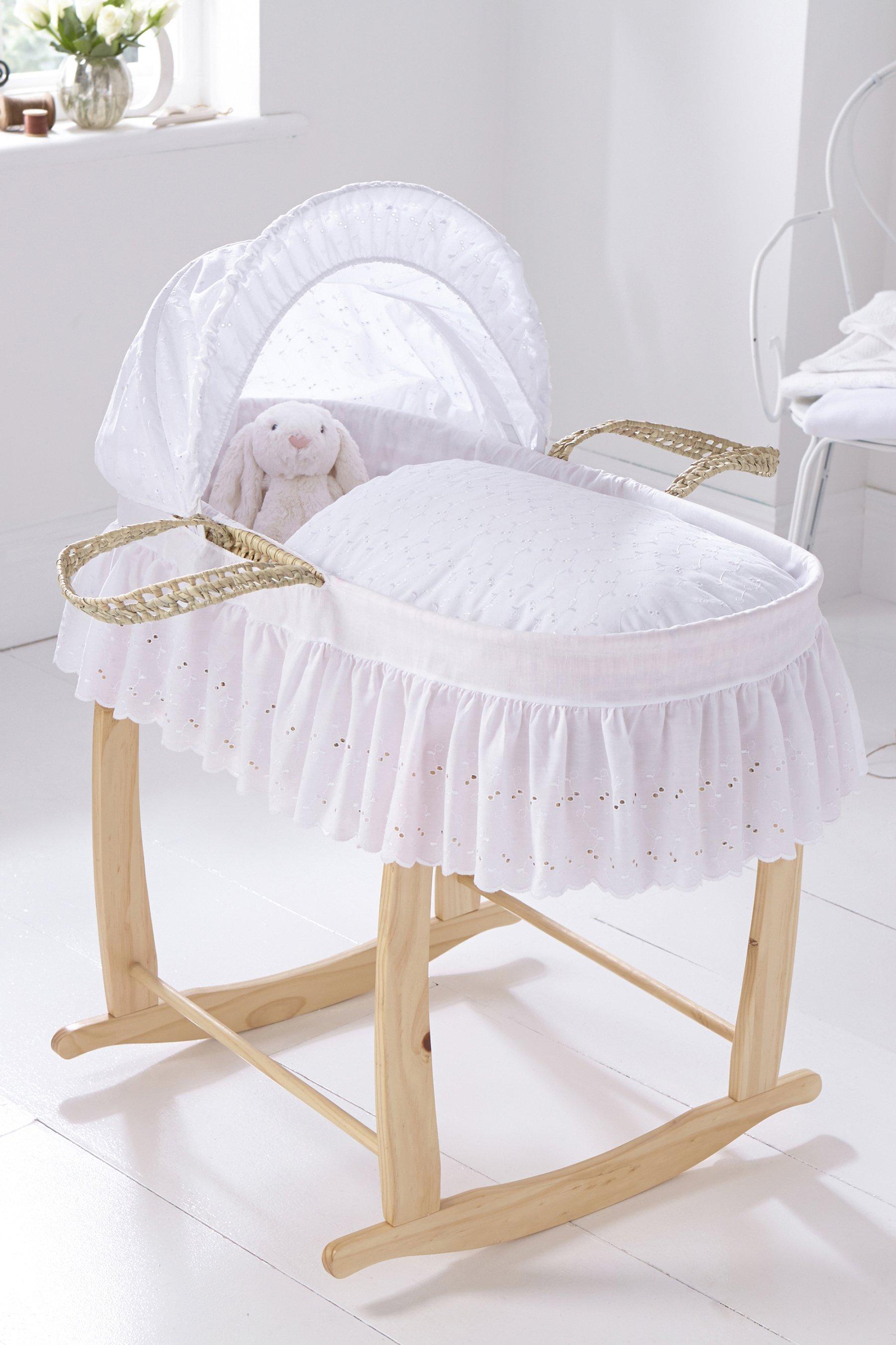studio moses basket