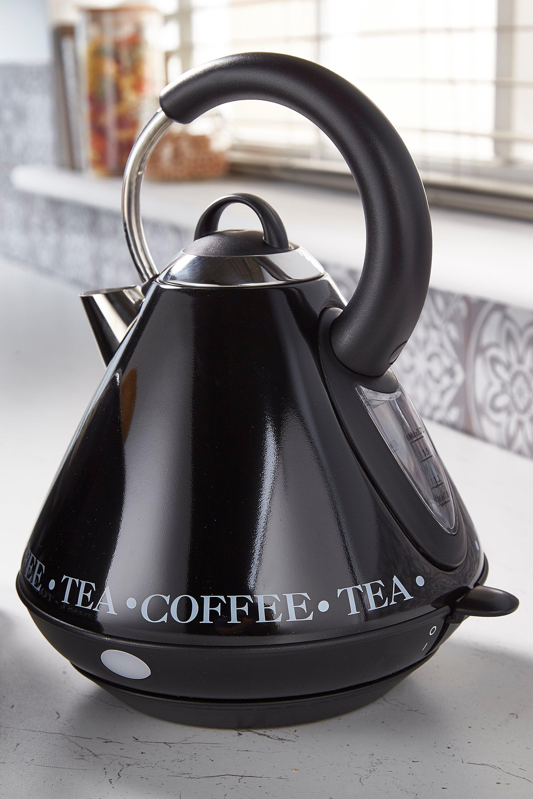 Script Pyramid Kettle | Studio EGL Diamond Pyramid Kettle from studio
